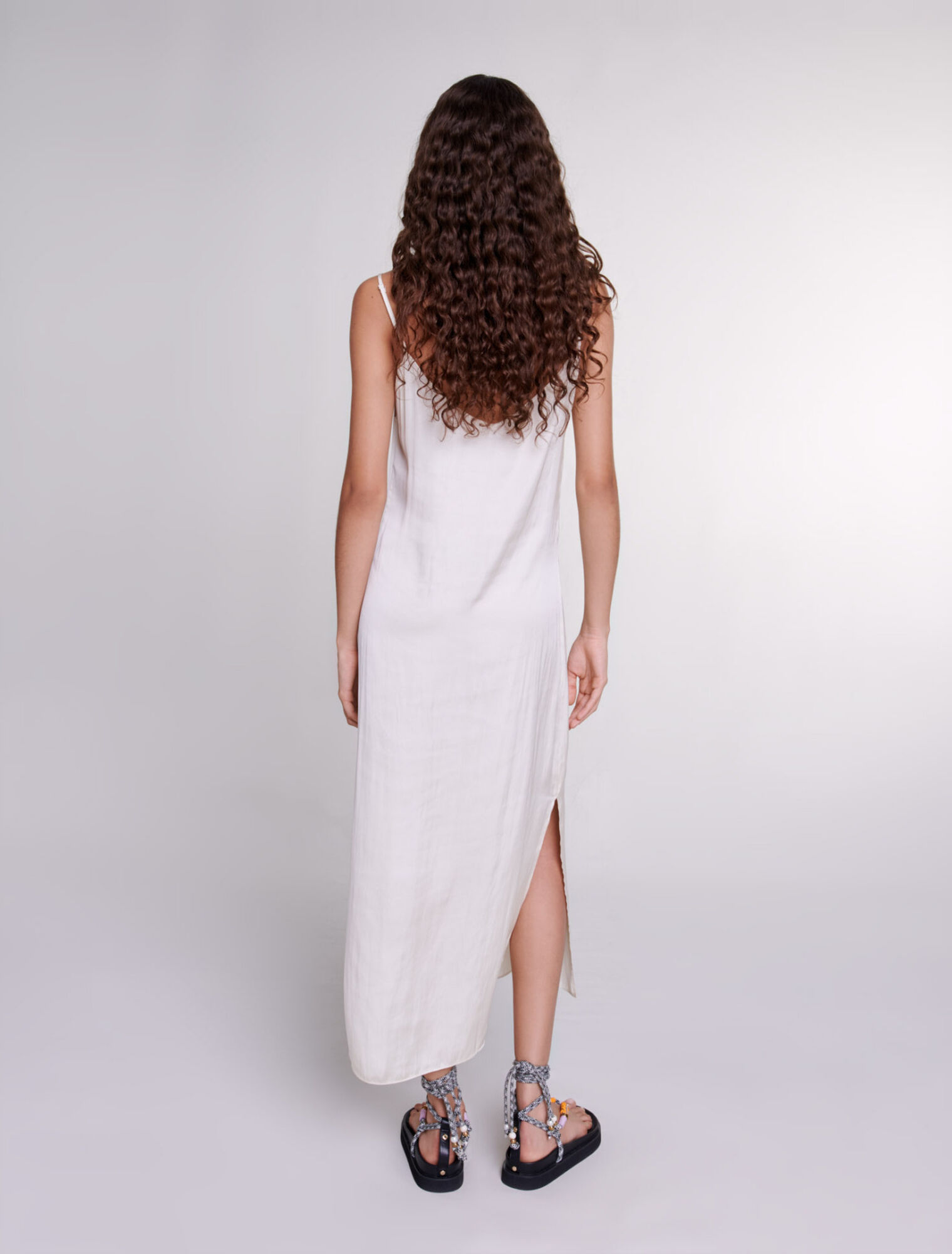 Robe longue satinée