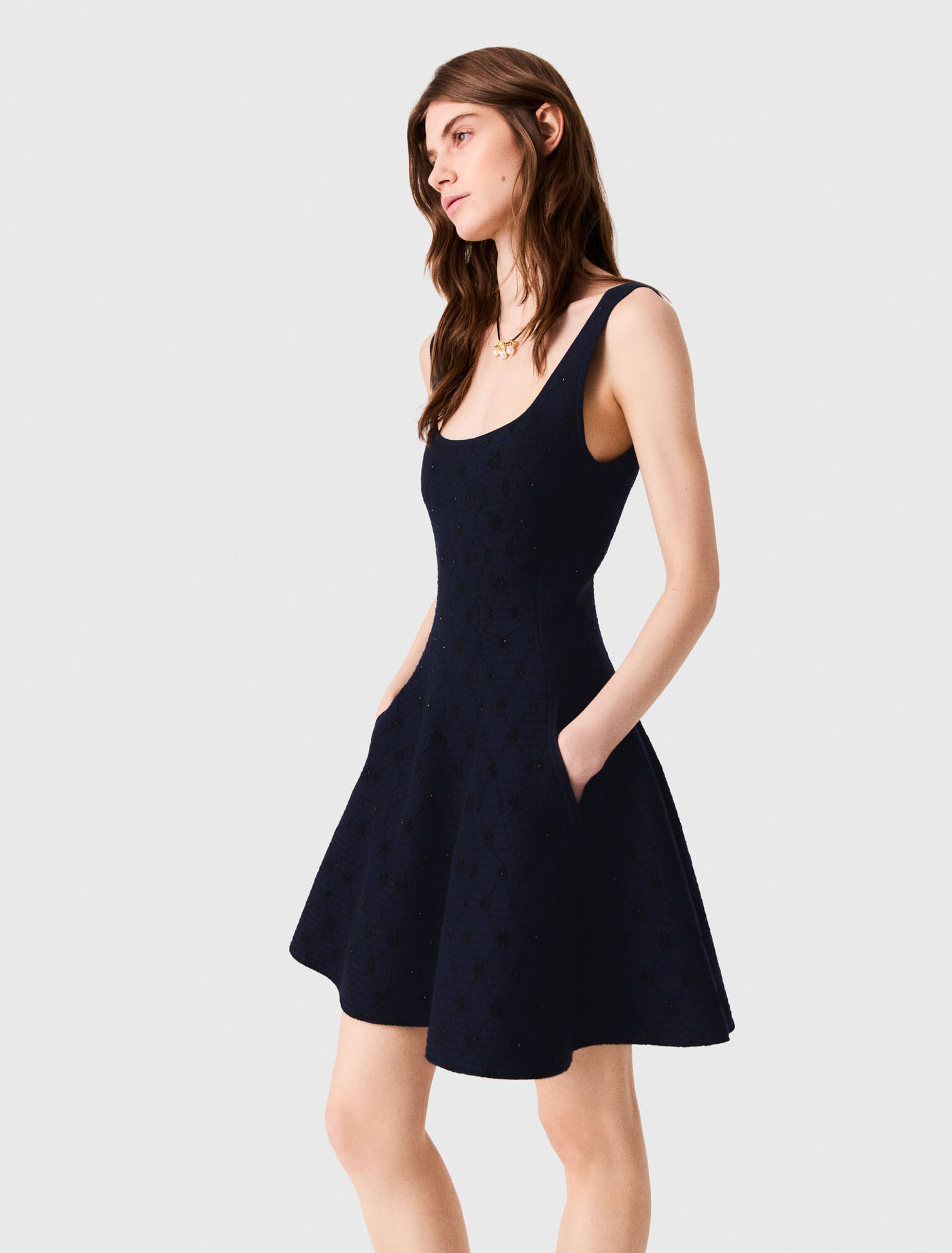 Robe courte patineuse en jacquard