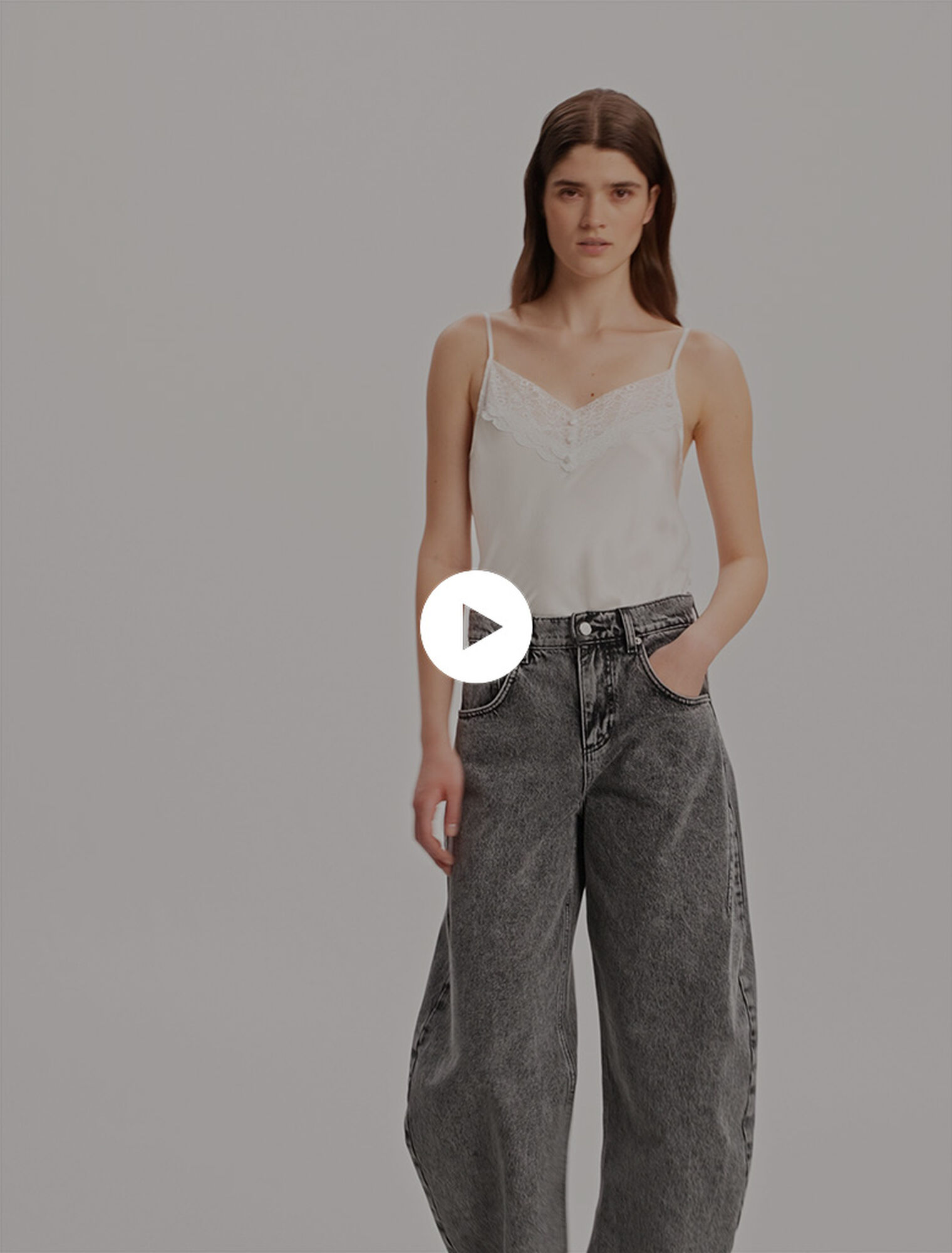 Top en satin de soie et dentelles