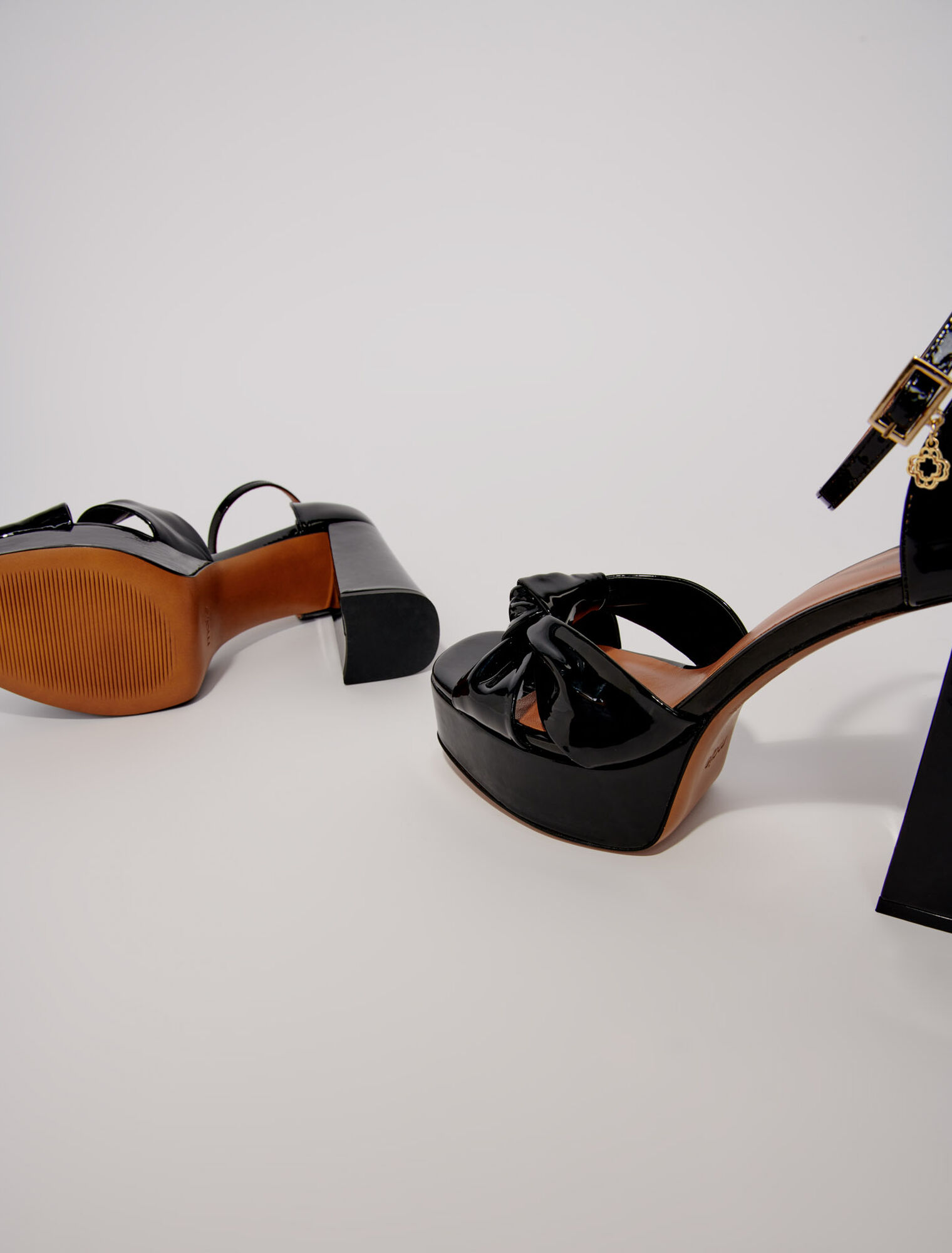 Sandales en cuir à plateforme