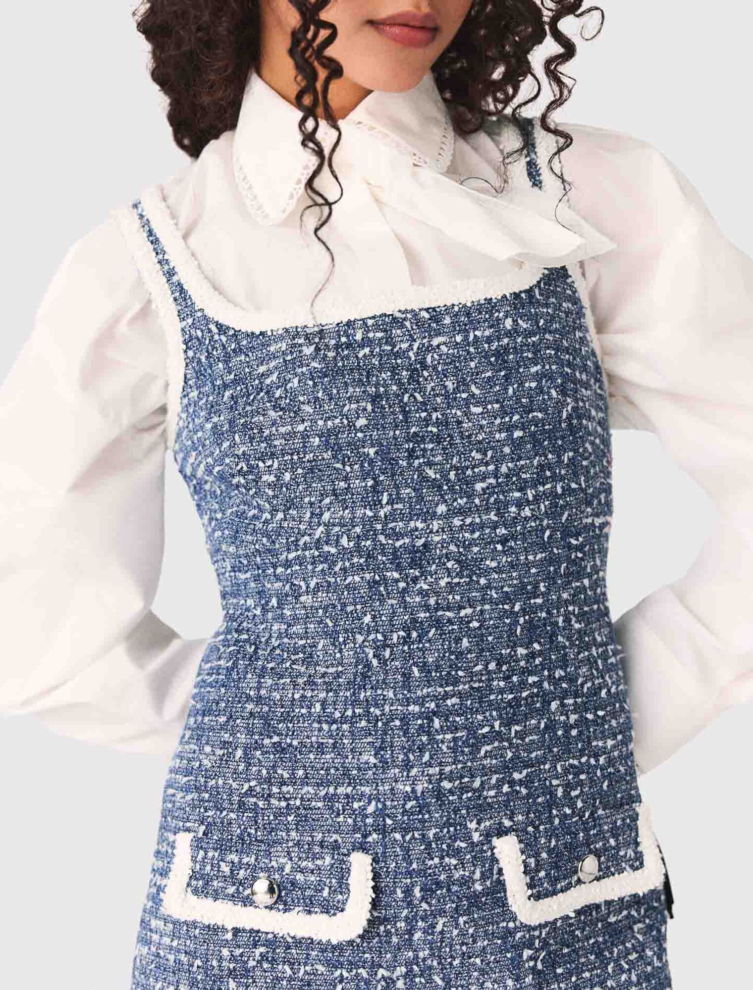 Robe courte en tweed