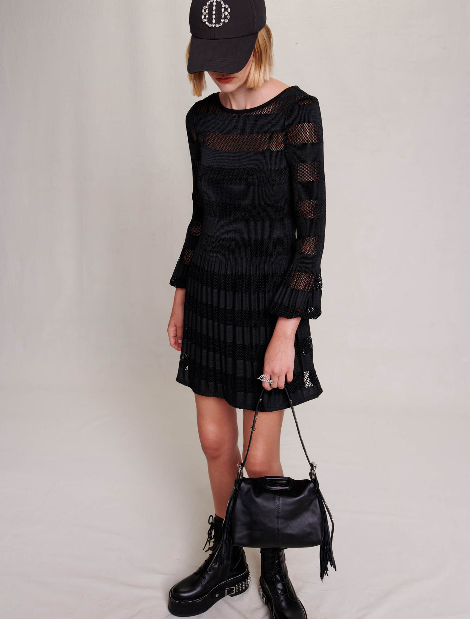 Robe courte en maille ajourée