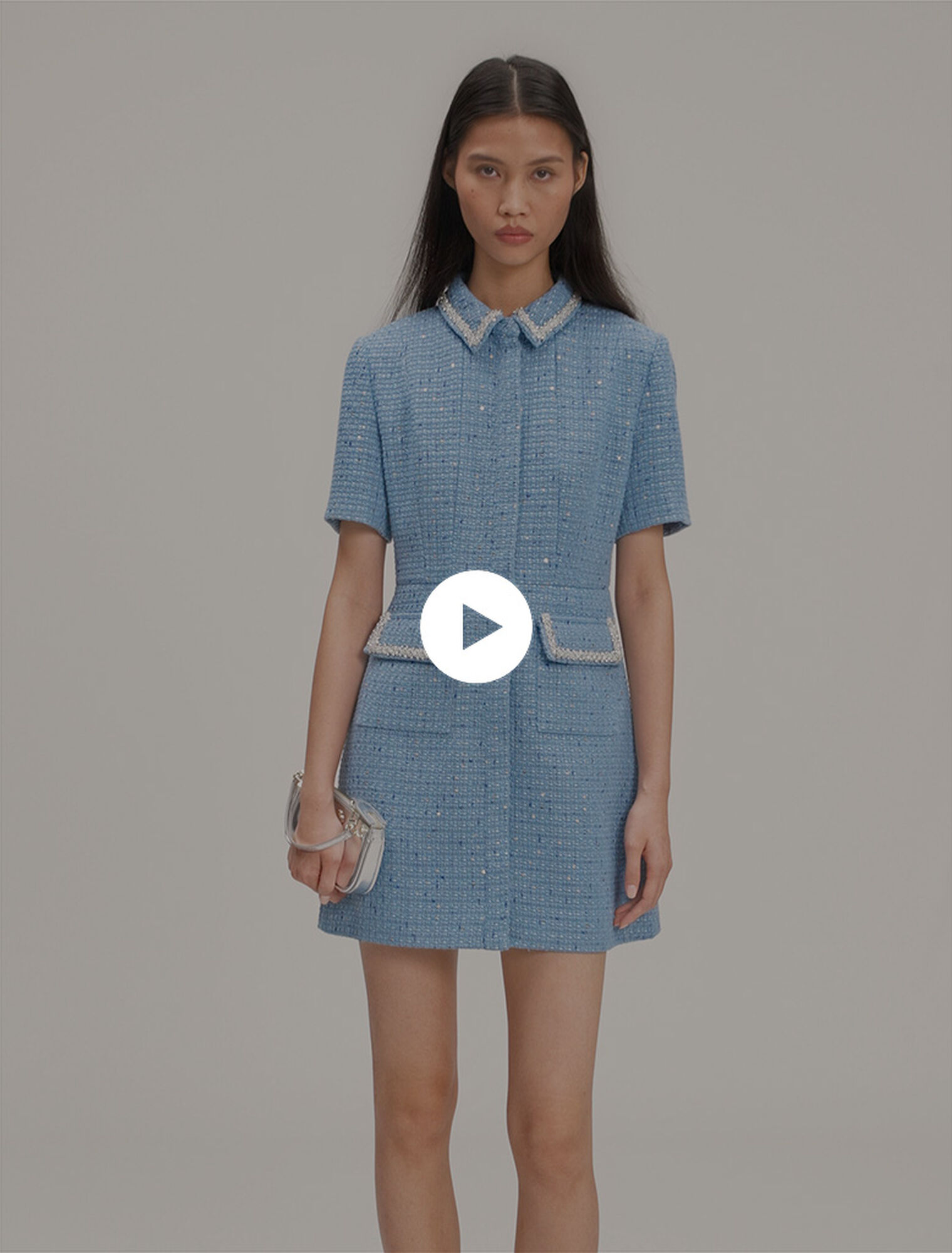 Robe courte en tweed à sequins