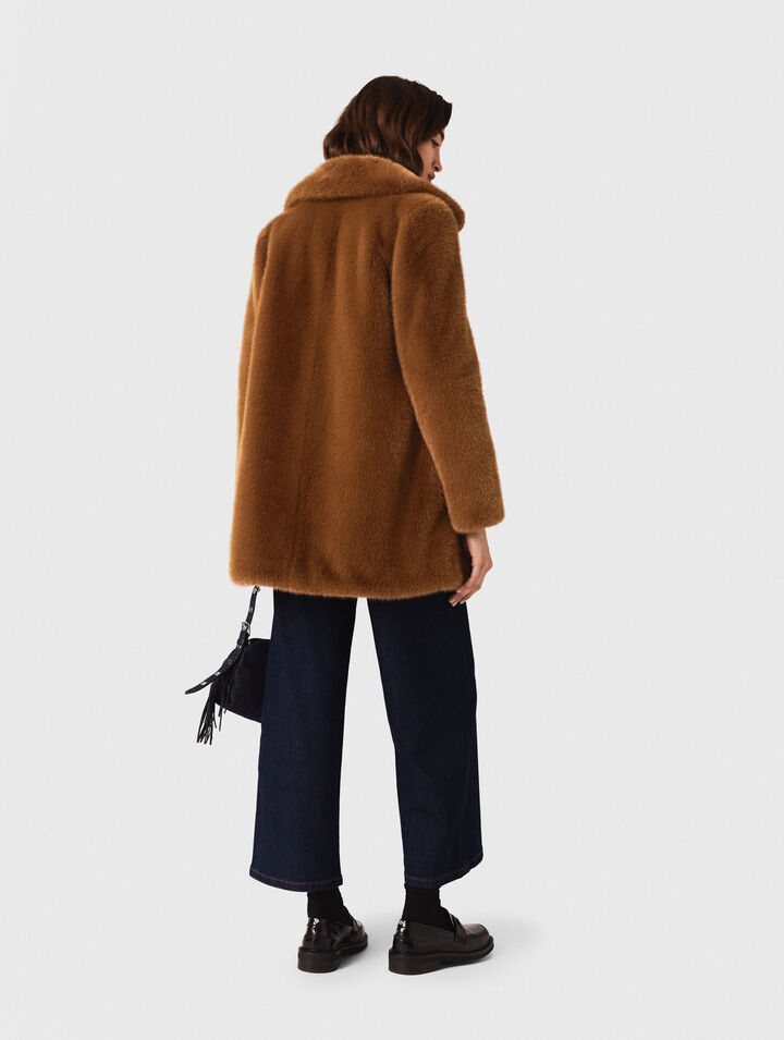 Manteau mi-long en fausse fourrure