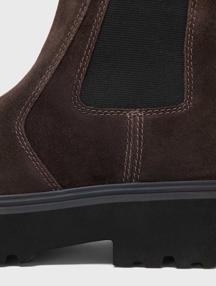 Bottines chelsea en su&egrave;de
