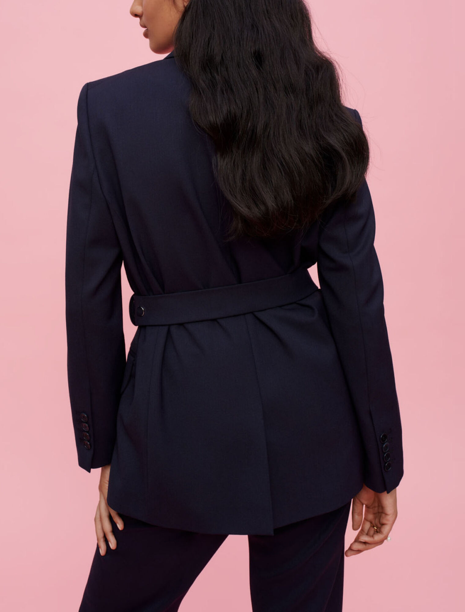 Veste tailleur à ceinture chaine