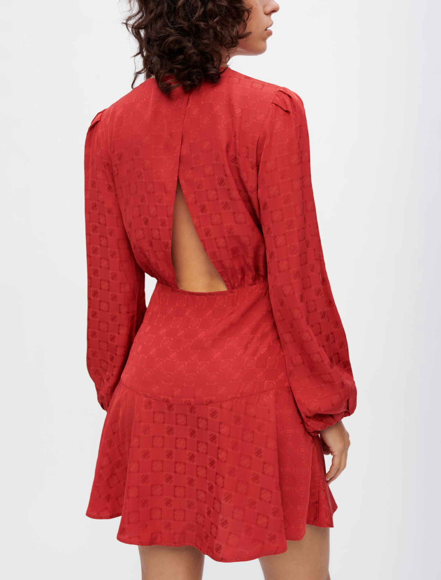 Robe en viscose à jacquard Clover Maje