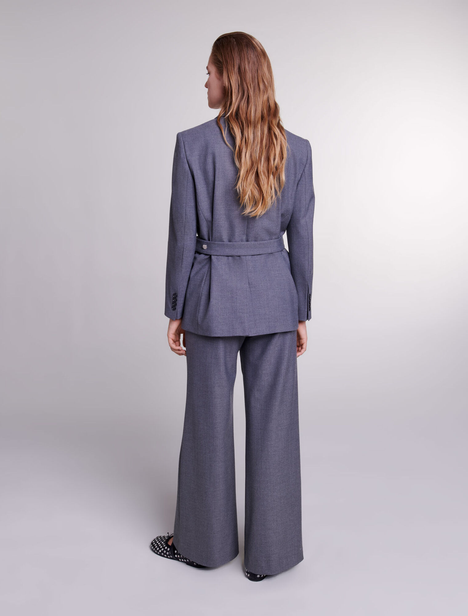 Veste de tailleur à ceinture chaîne