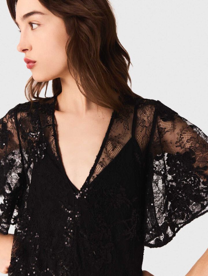Robe longue en dentelle