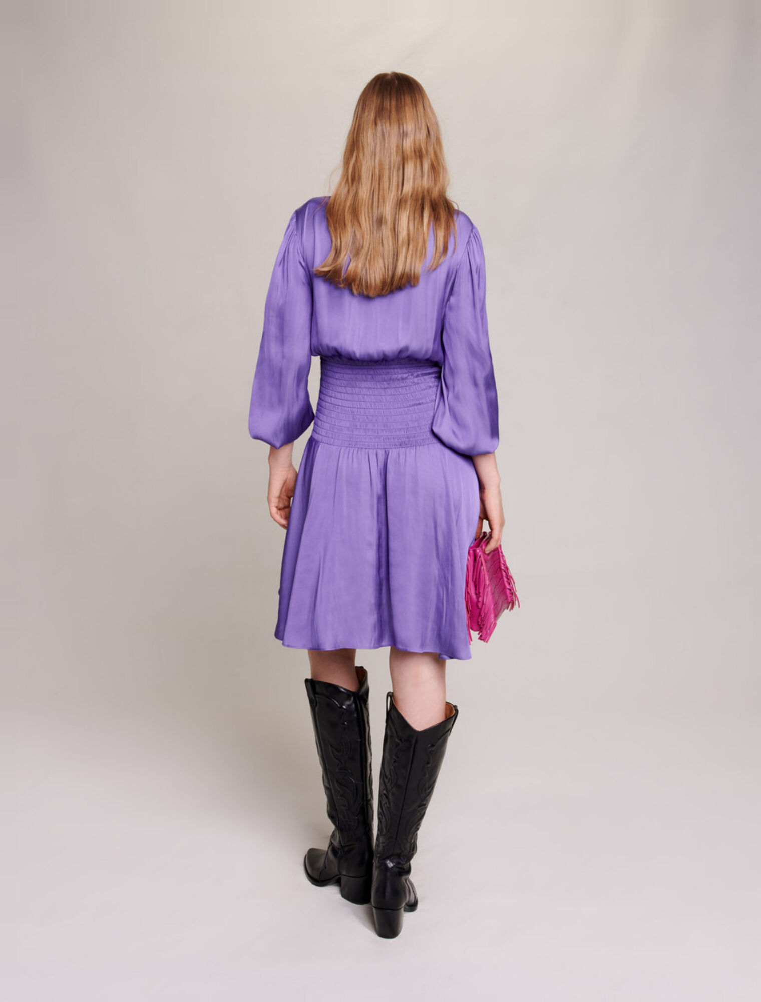 Robe courte satinée