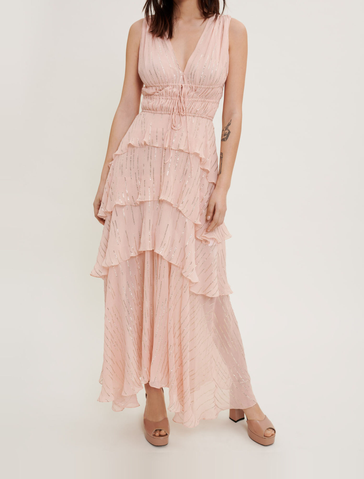 Robe en soie et lamée à volants