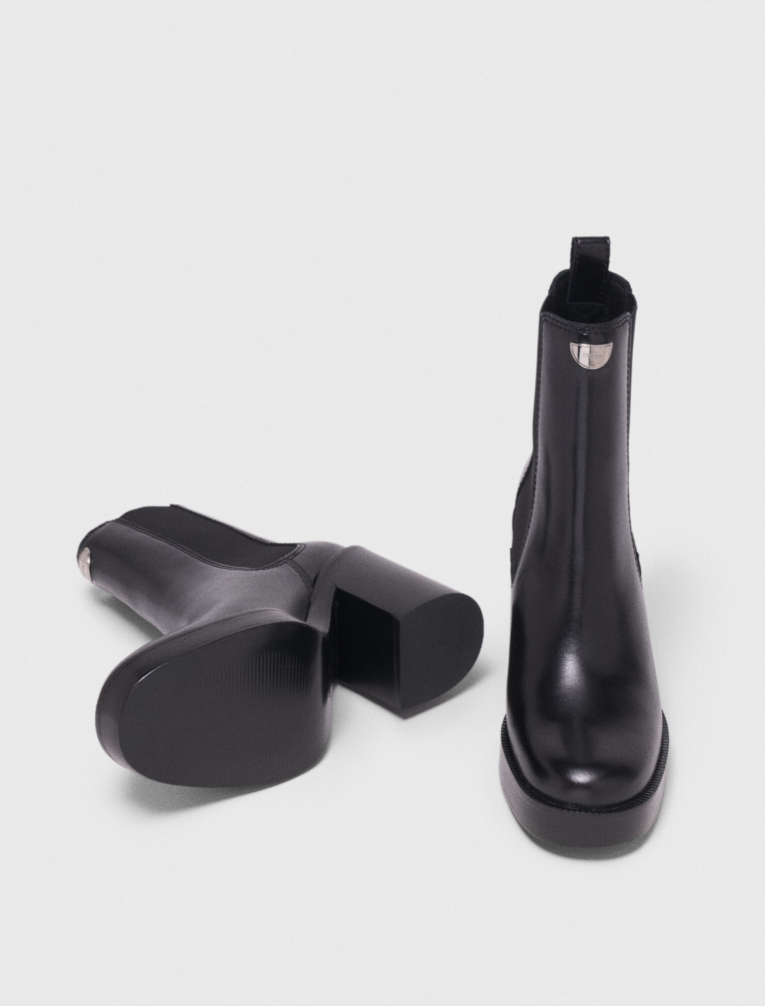 Bottine chelsea à talon en cuir