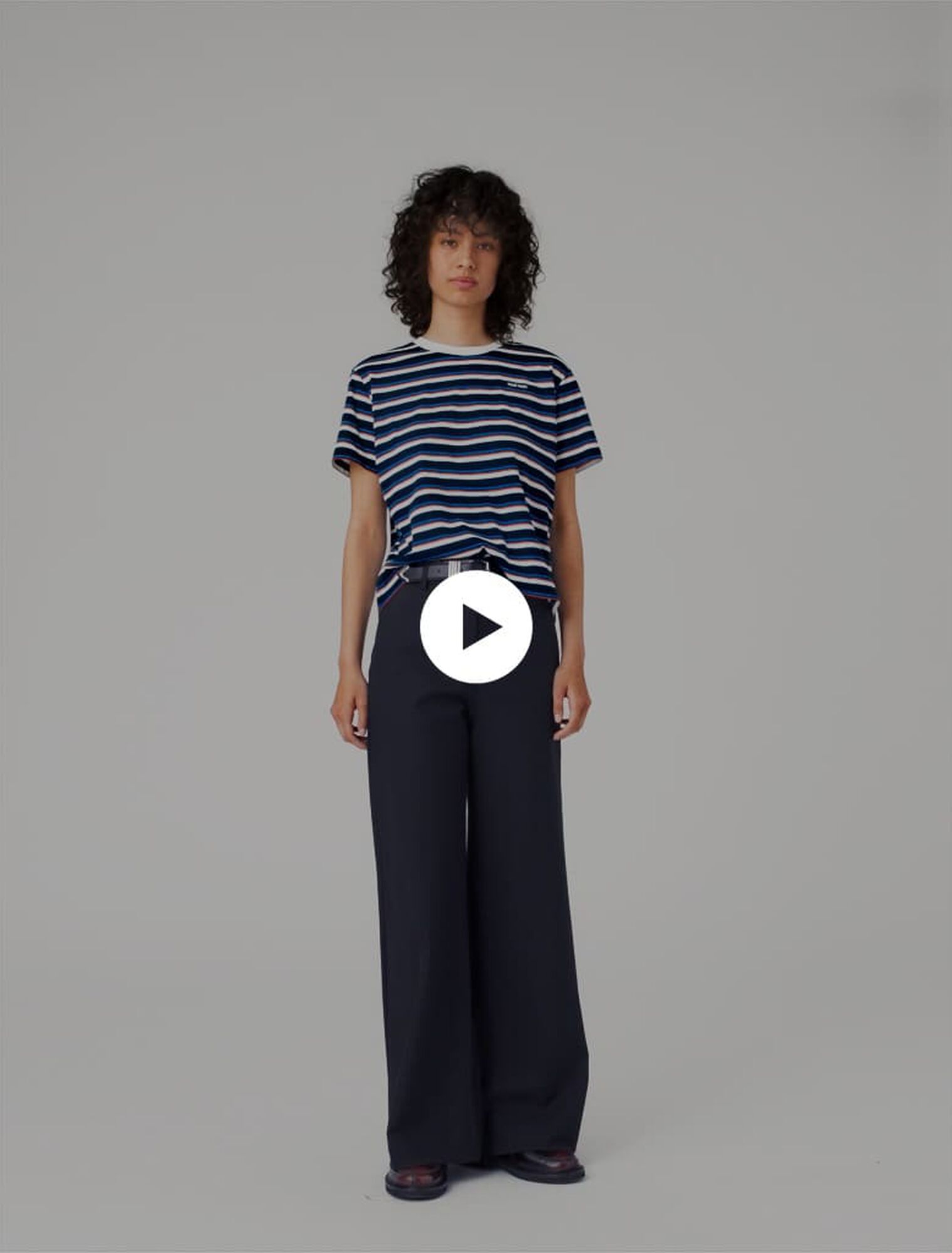 Pantalon de tailleur avec pli