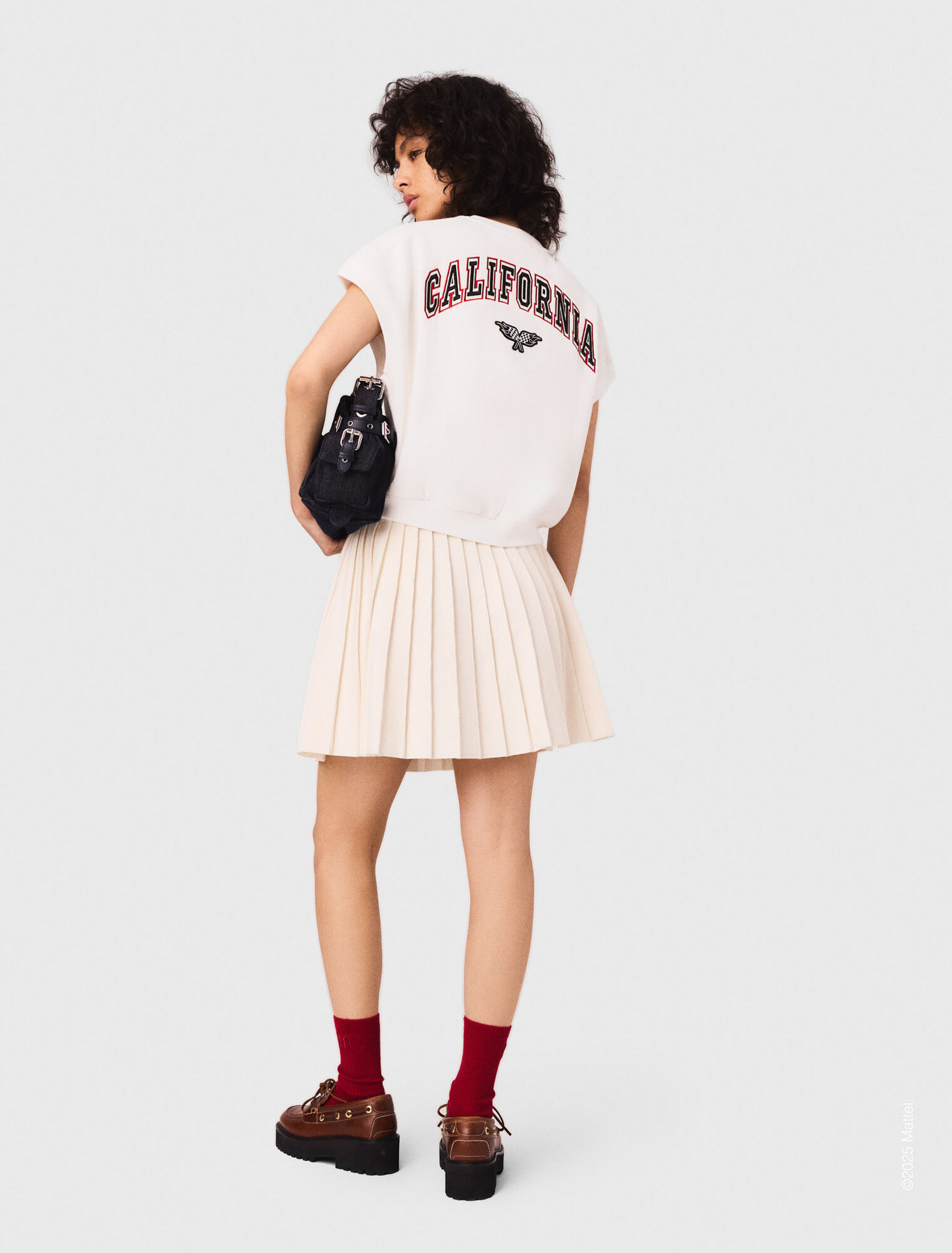 Sweatshirt crop avec logo brodé