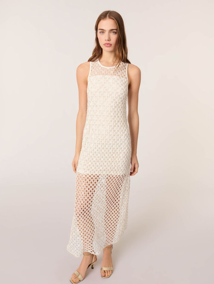 Robe longue en crochet avec perles