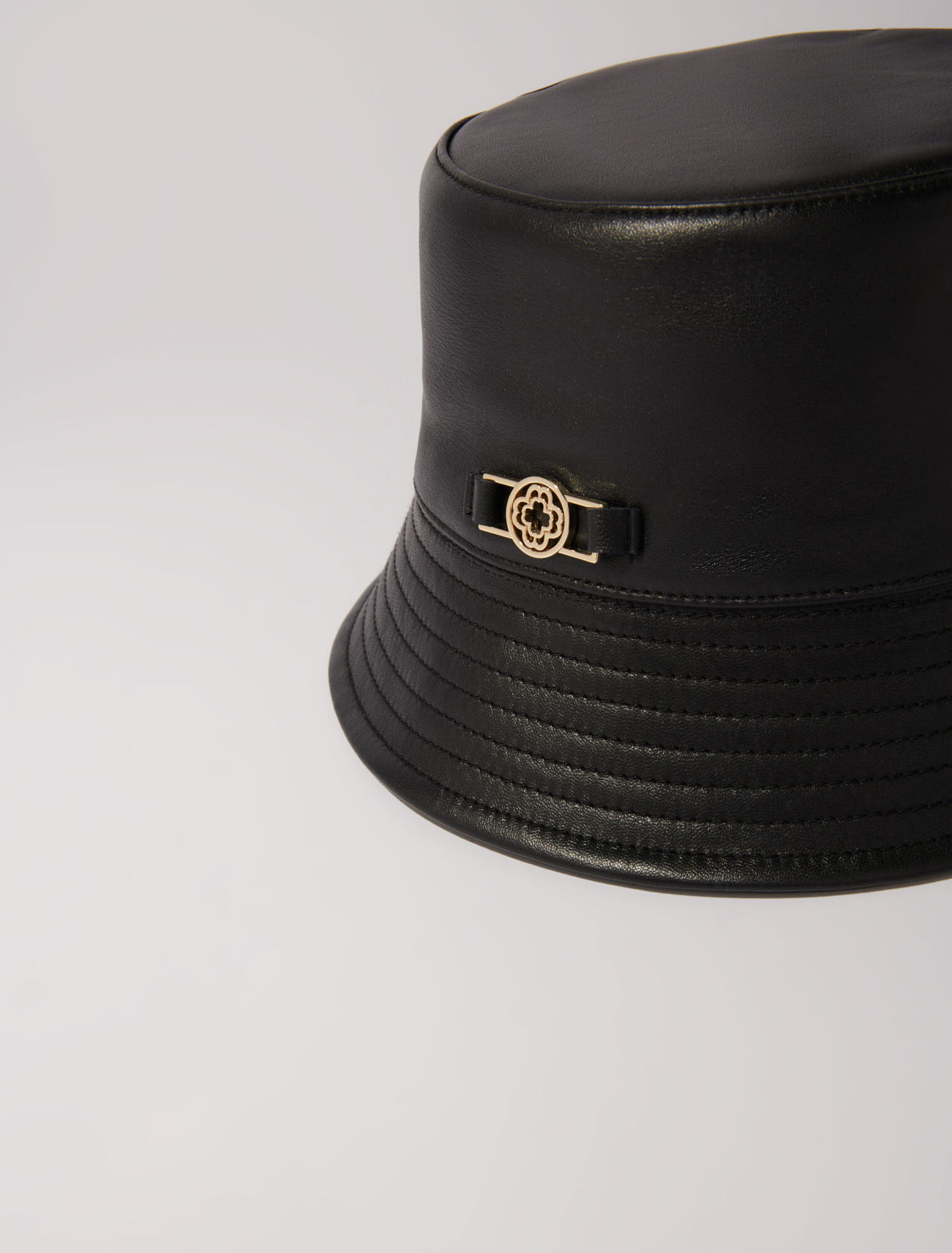 Bob en cuir