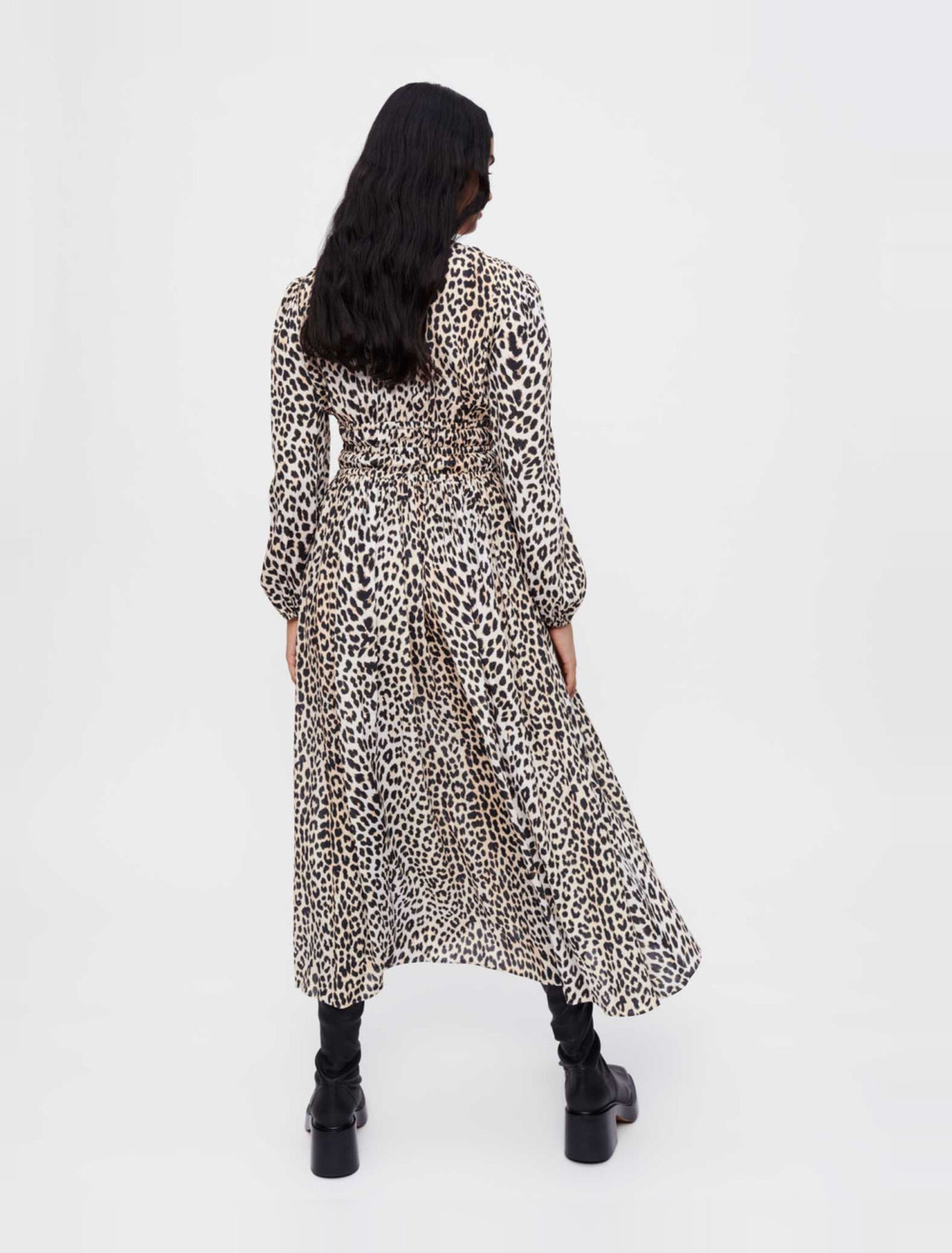 Robe longue en viscose imprimée léopard