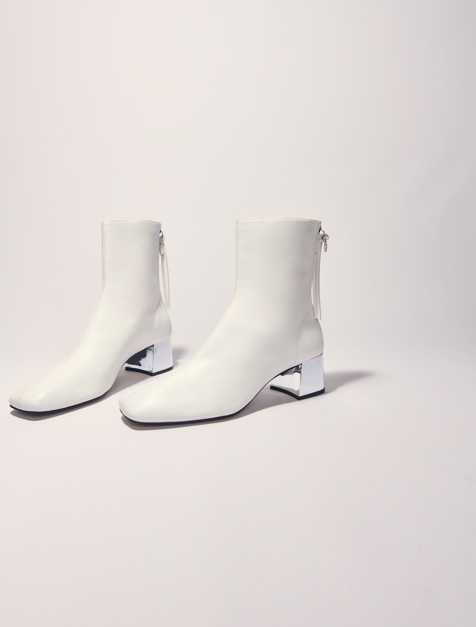 Bottines en cuir à bout carré