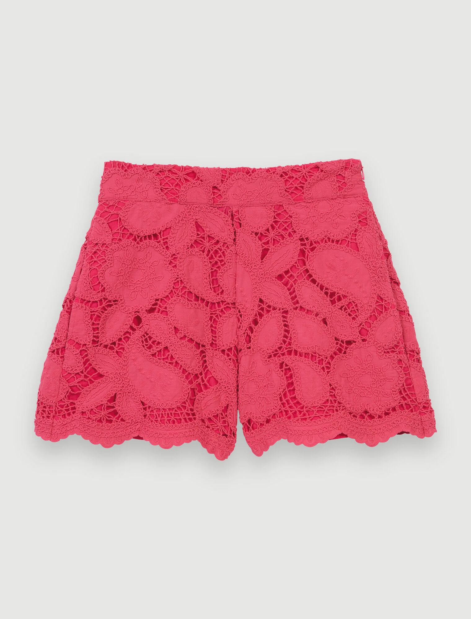 Short brodé ajouré