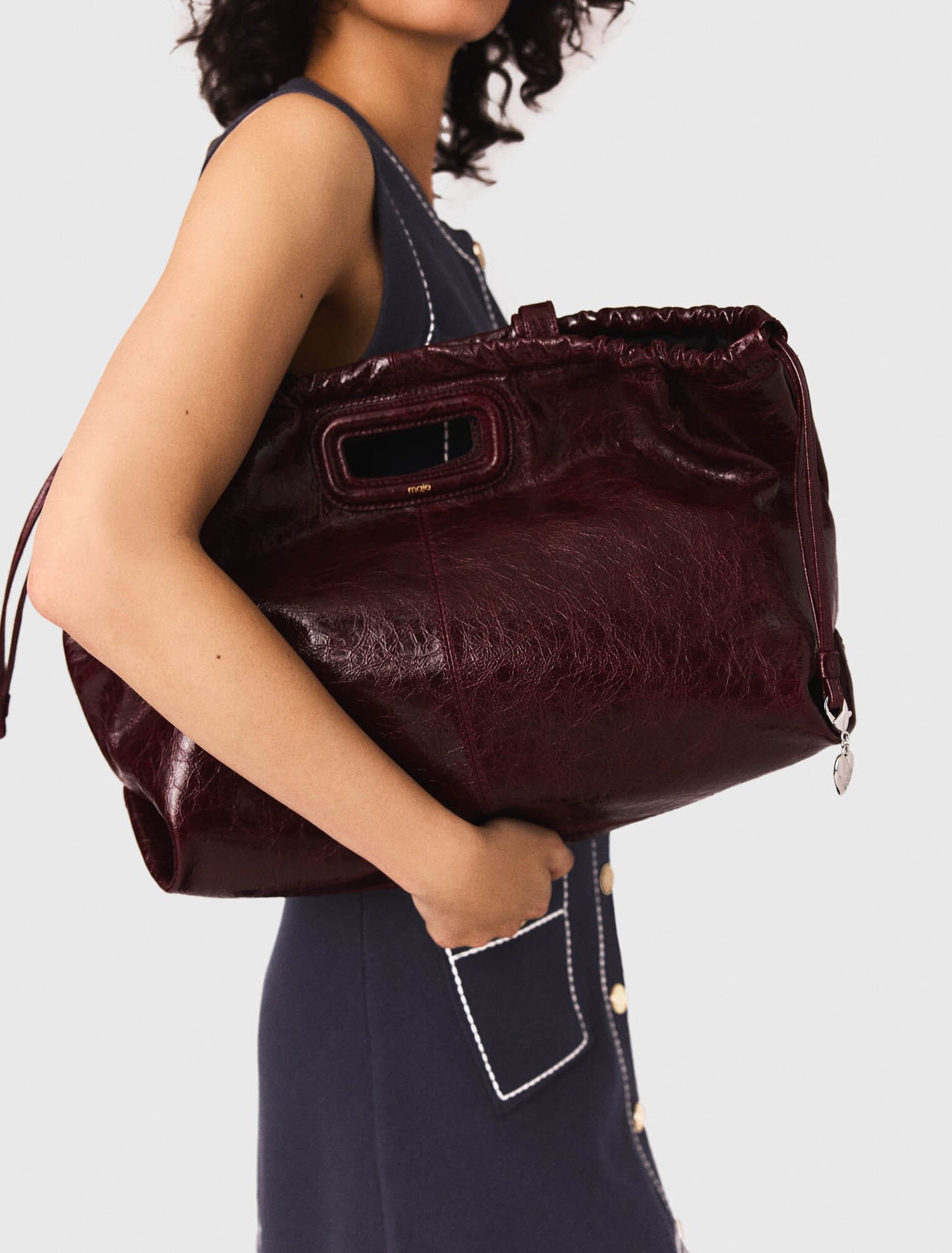 Sac M tote en cuir craquelé