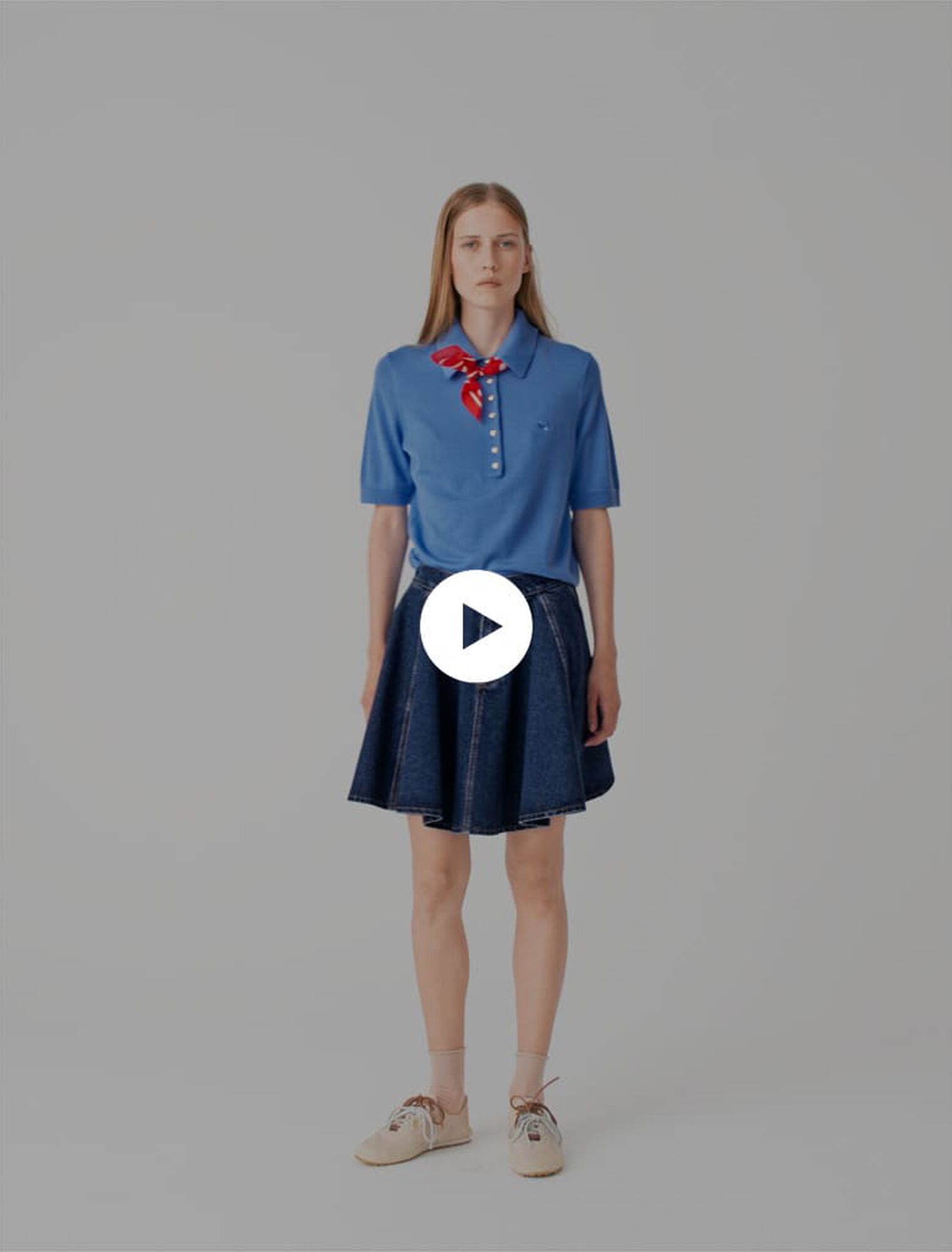 Jupe courte &eacute;vas&eacute;e en denim