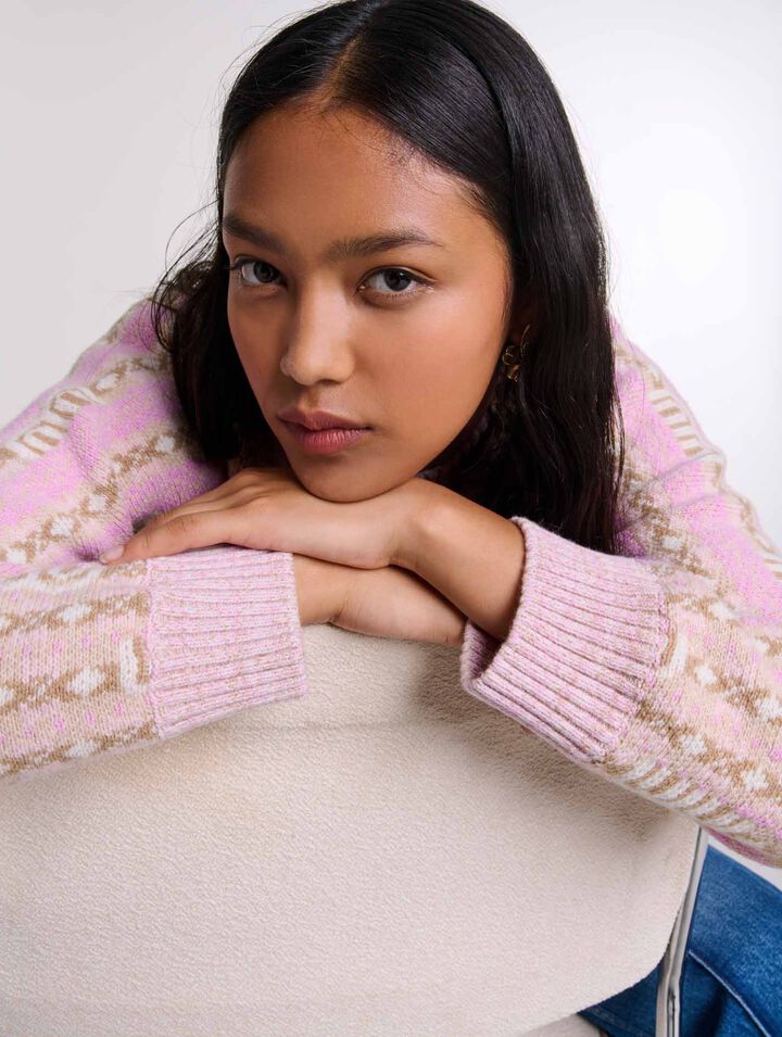 Pull jacquard