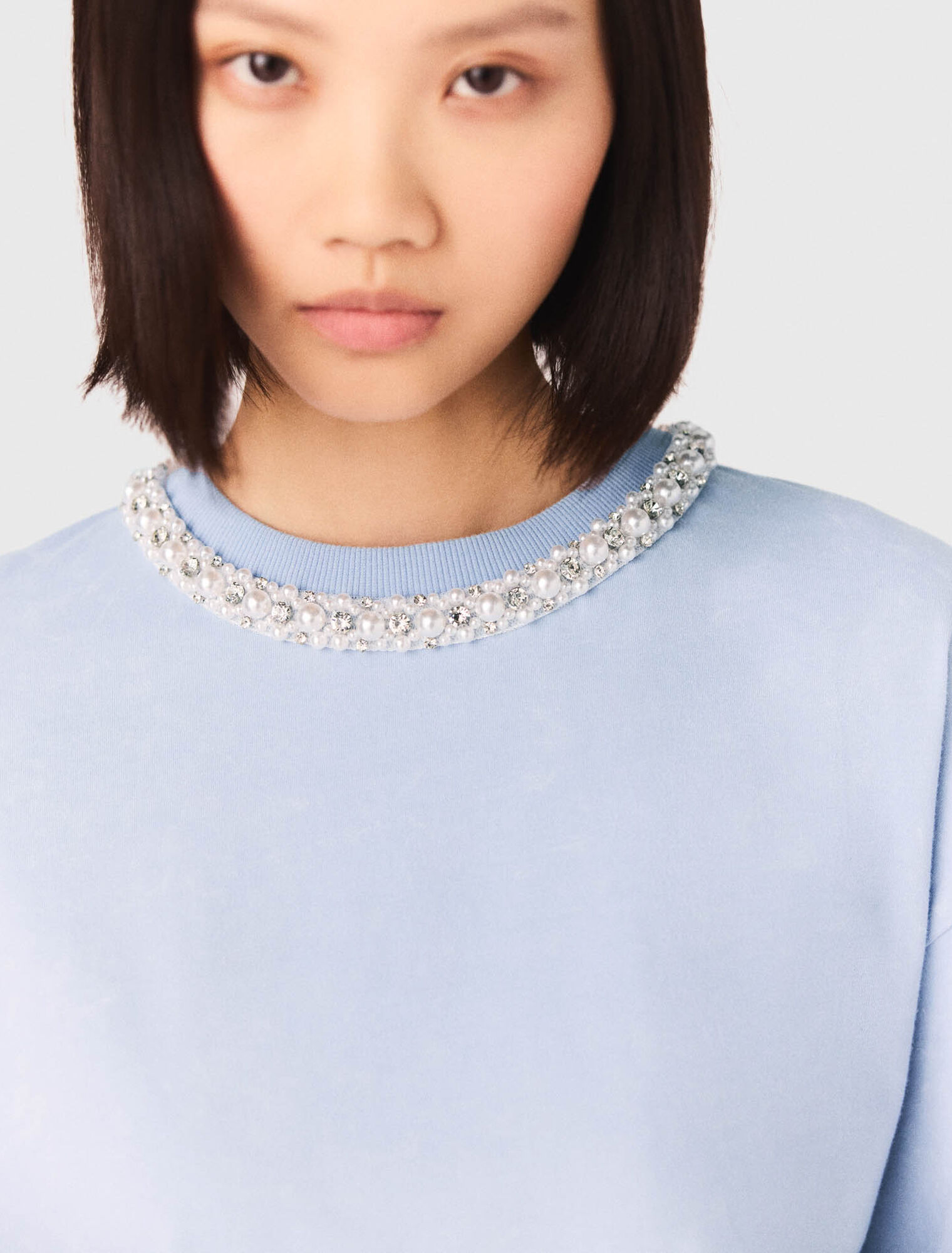 Tee shirt à col bijou