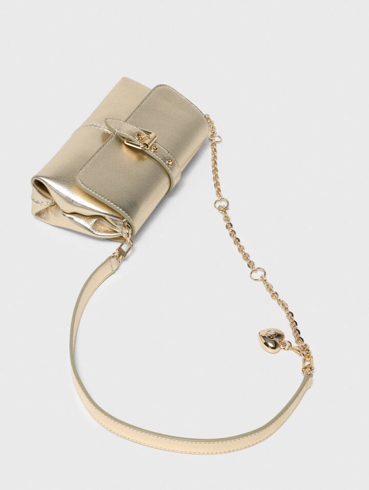 Miss M walk m&eacute;talis&eacute;