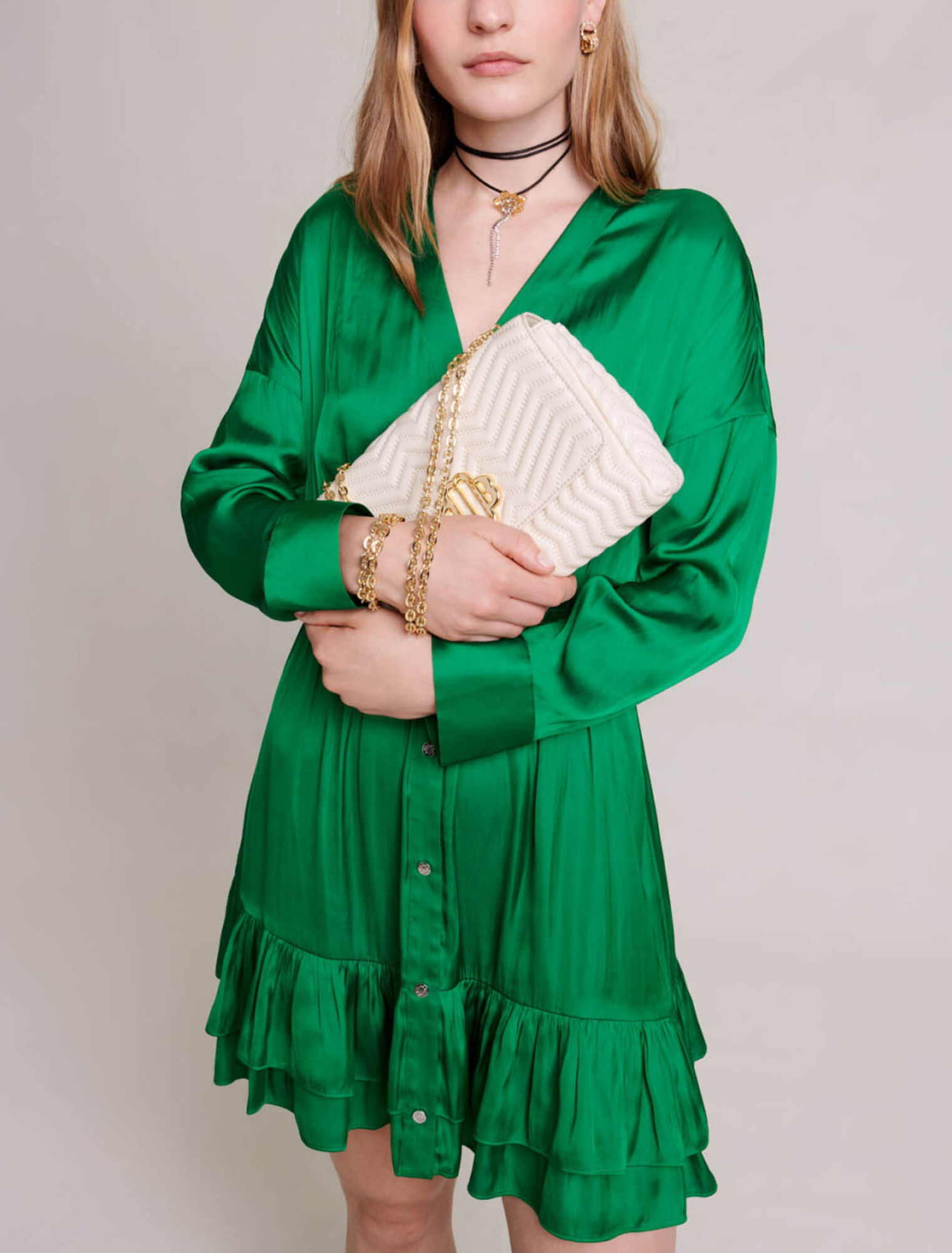 Robe courte satinée