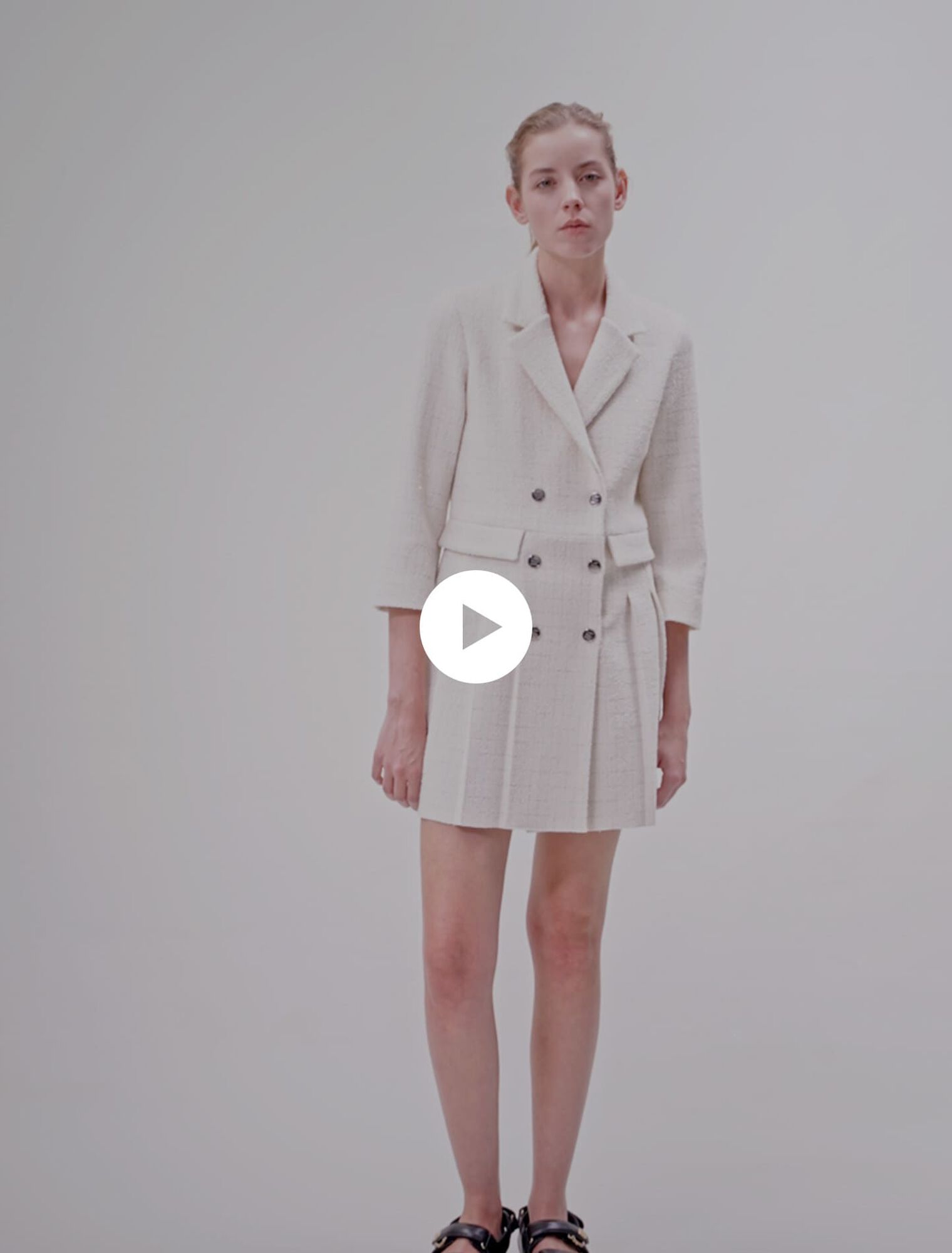 Robe courte boutonnée