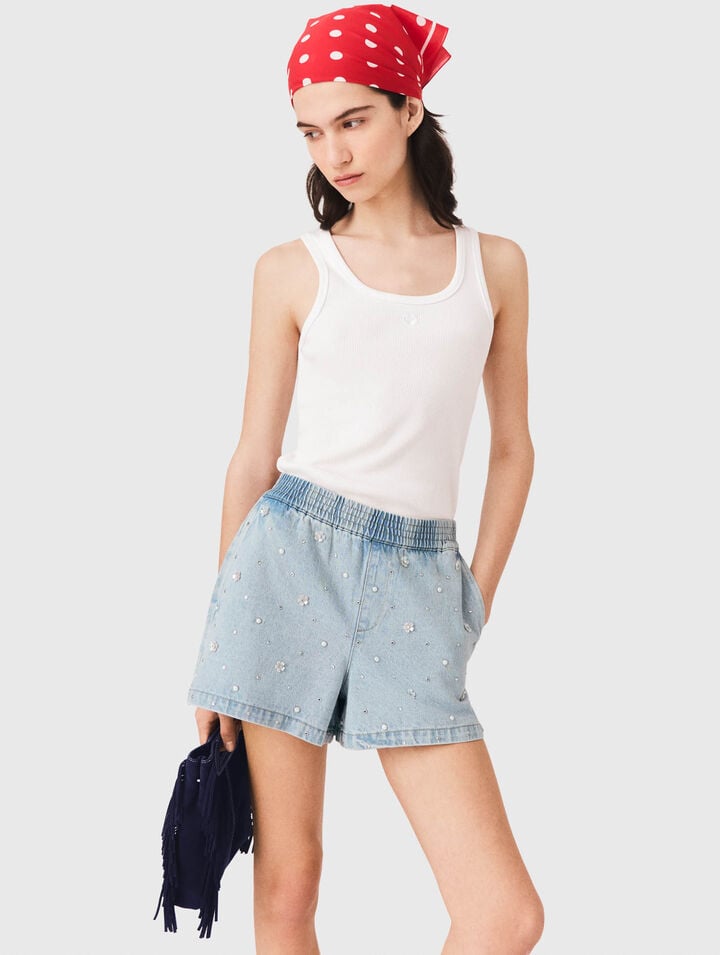 Short en denim avec fleurs