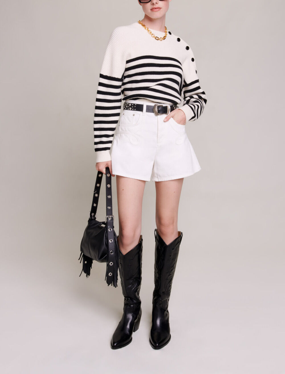 Short en jean brodé