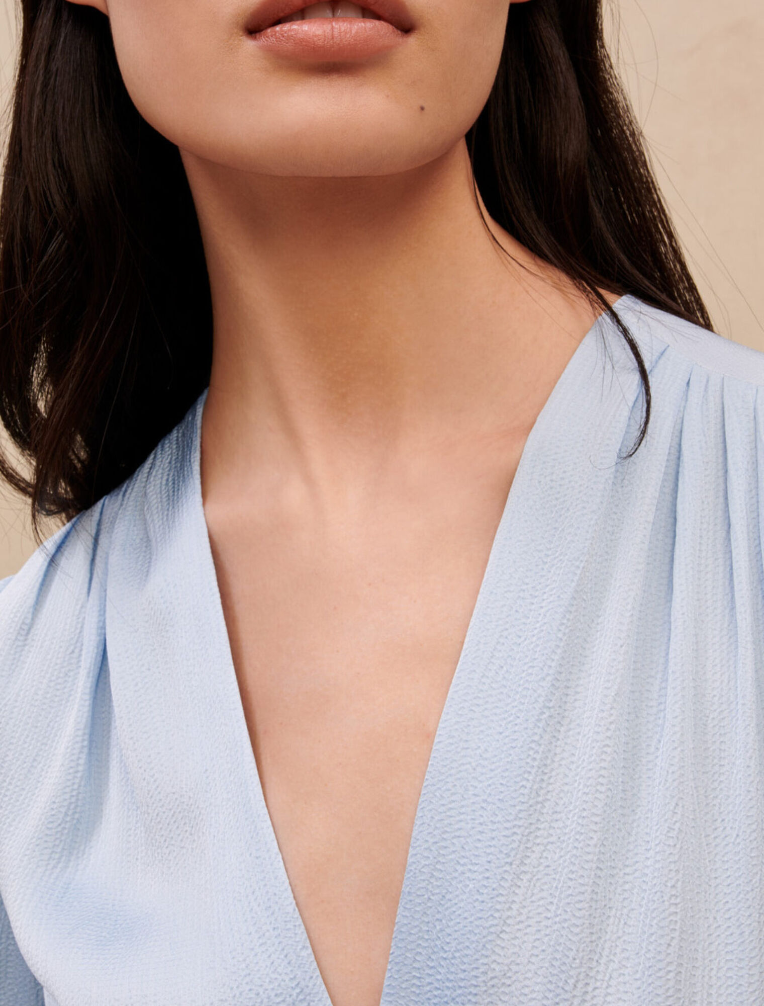 Robe bleu ciel cintrée