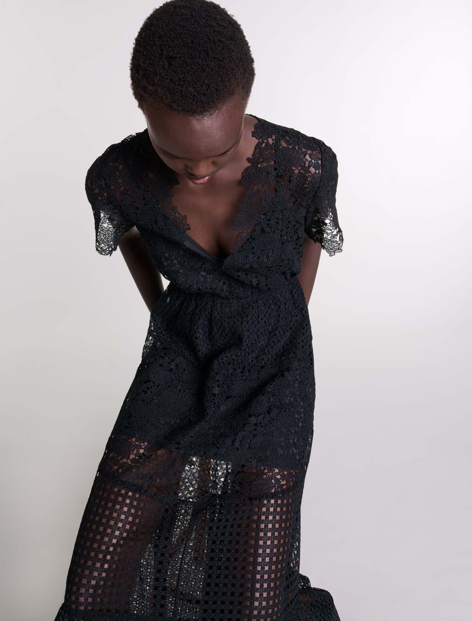 Robe longue en dentelle