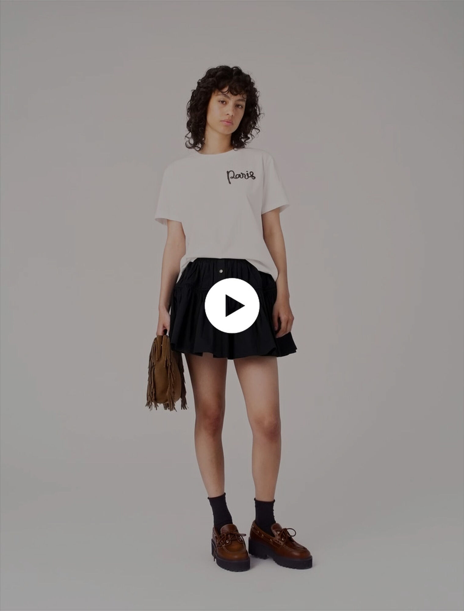 Tee shirt avec logo Paris brodé