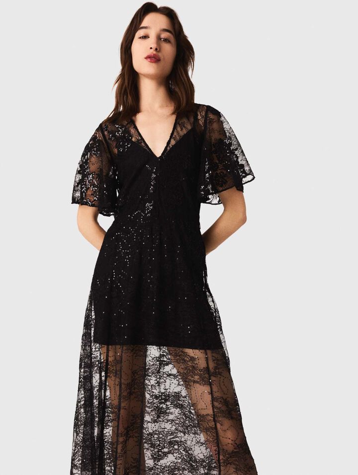 Robe longue en dentelle