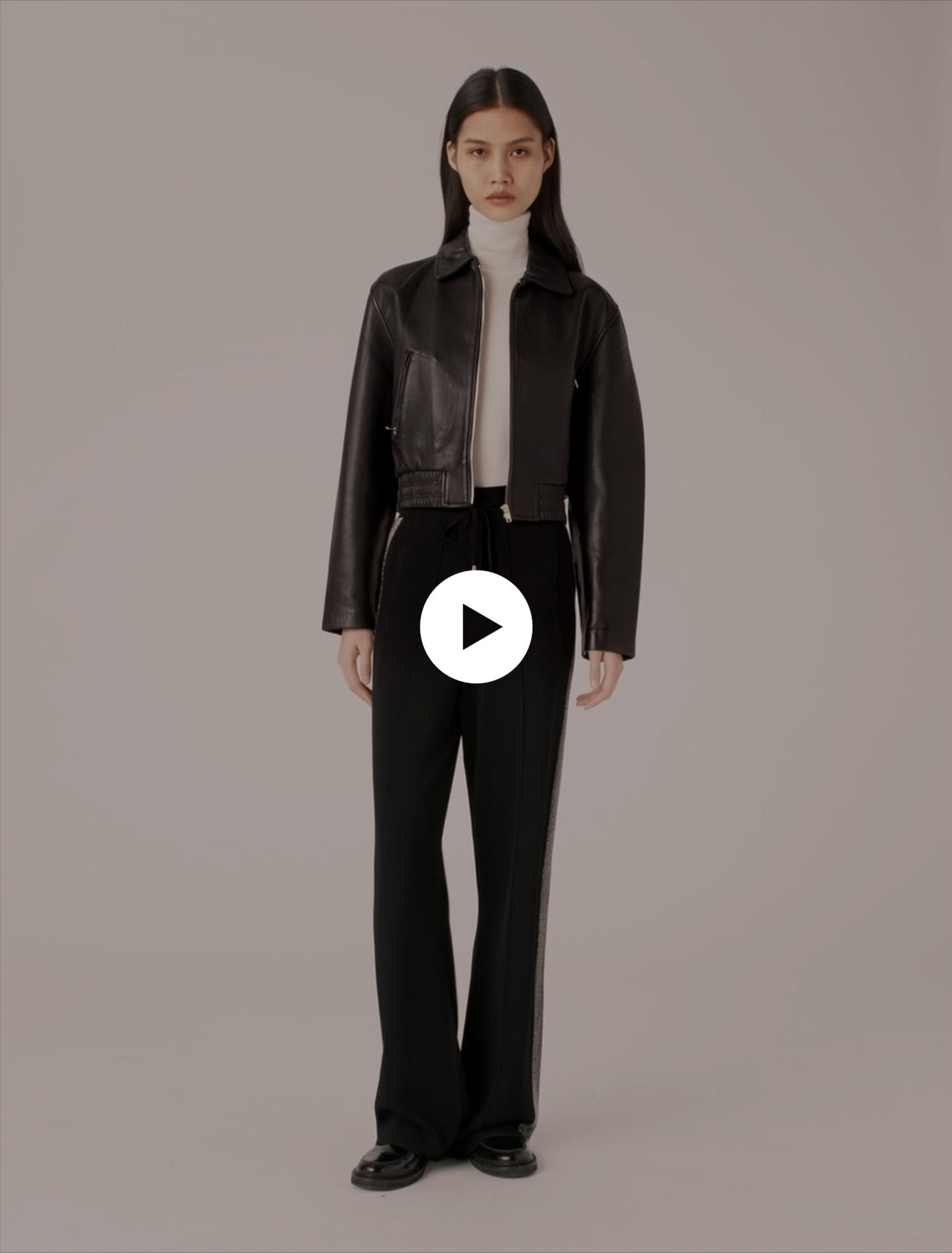 Pantalon avec bande strassée