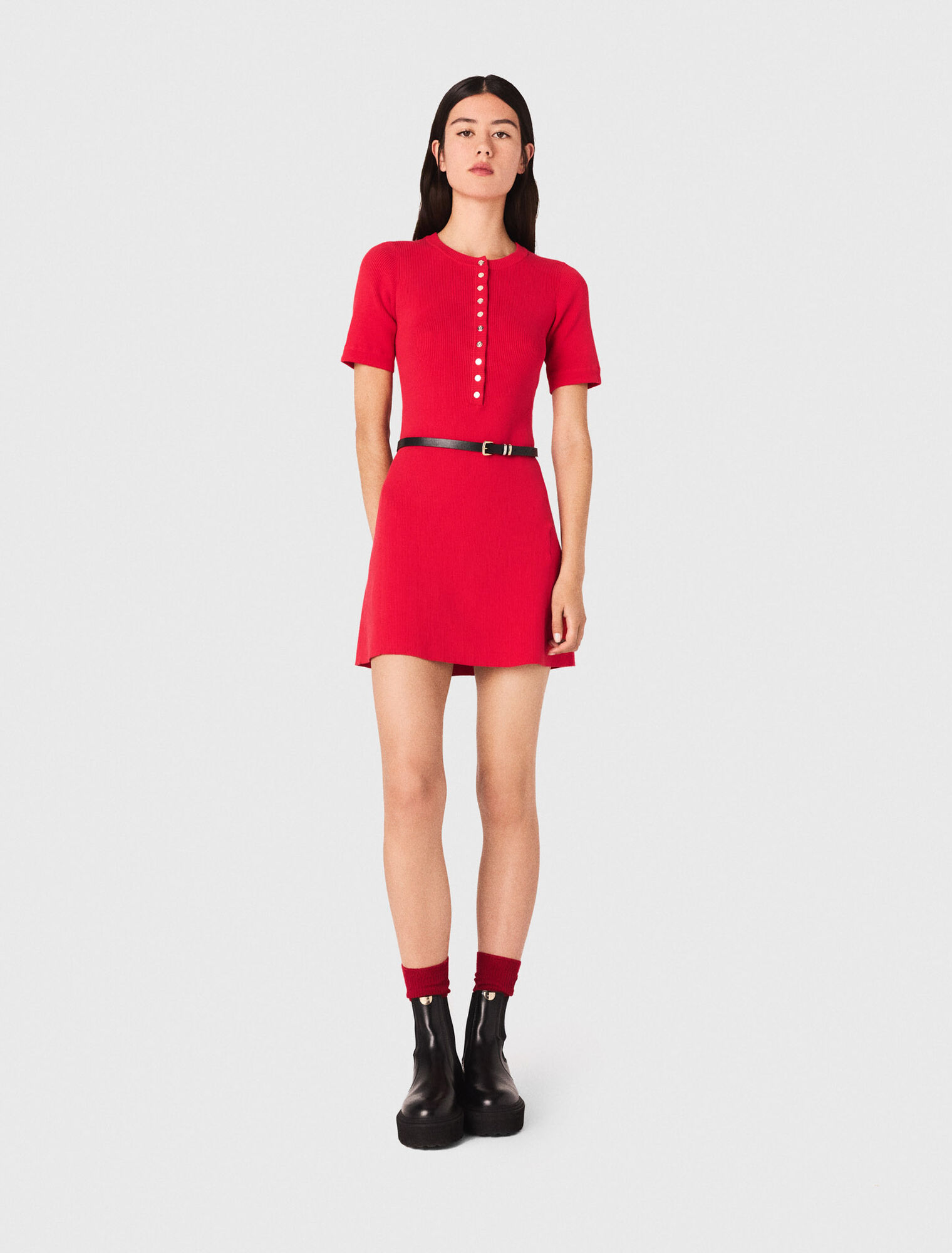 Robe courte en maille cotelée