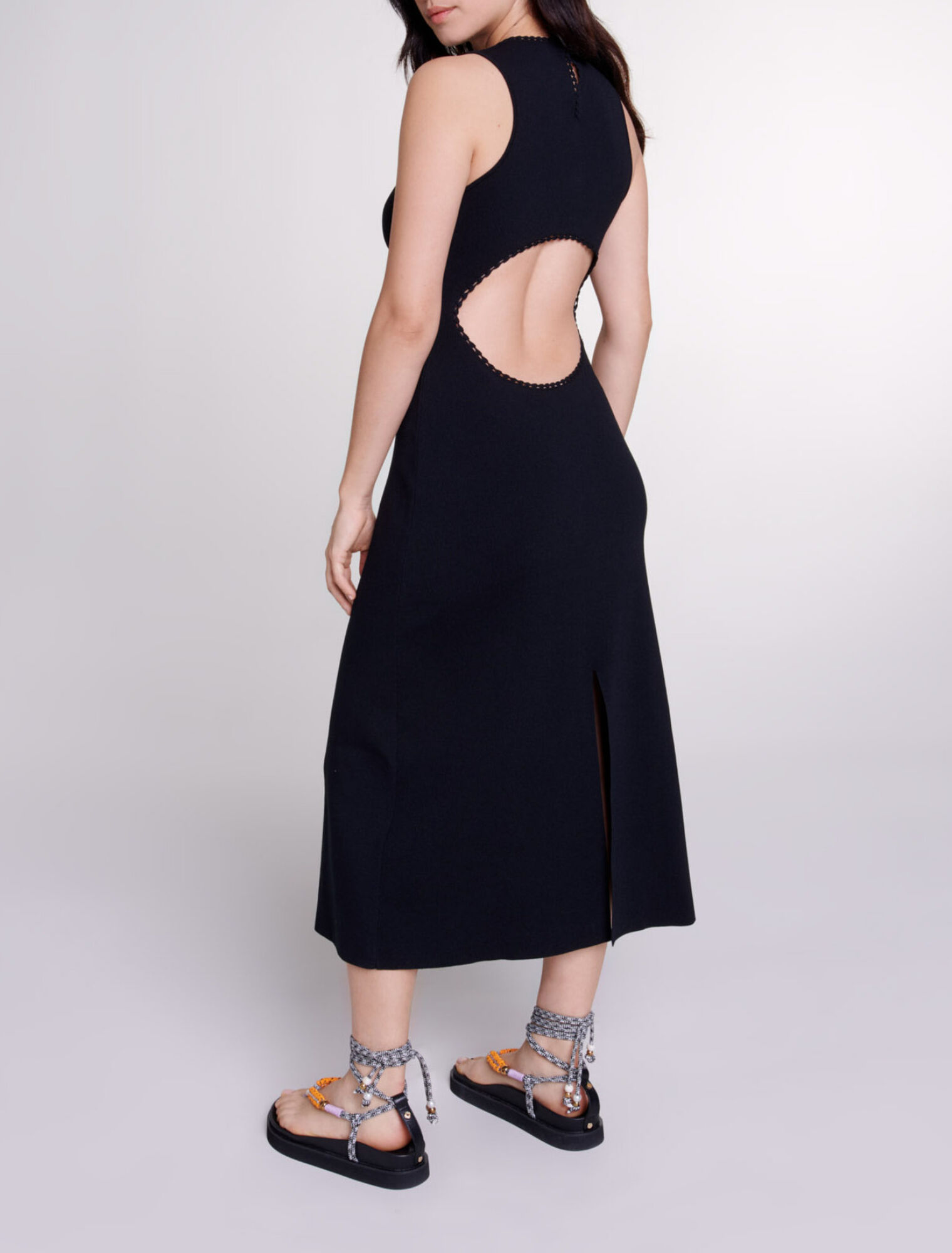 Robe longue en maille à découpes