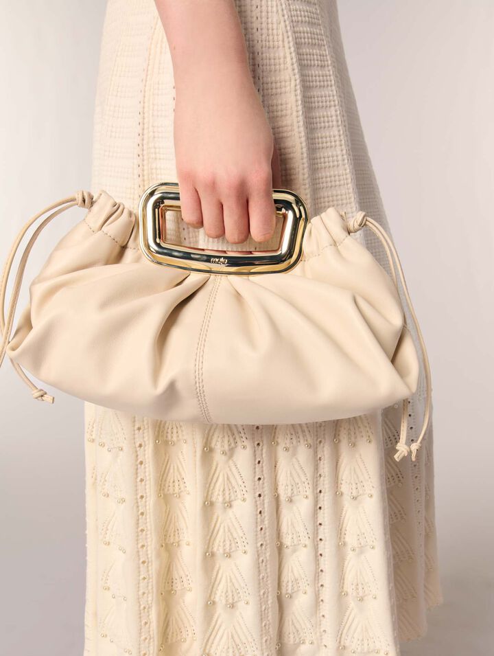 Clutch en cuir et poignée métal