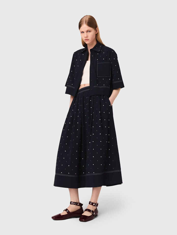 Chemise cropped ornée de clous