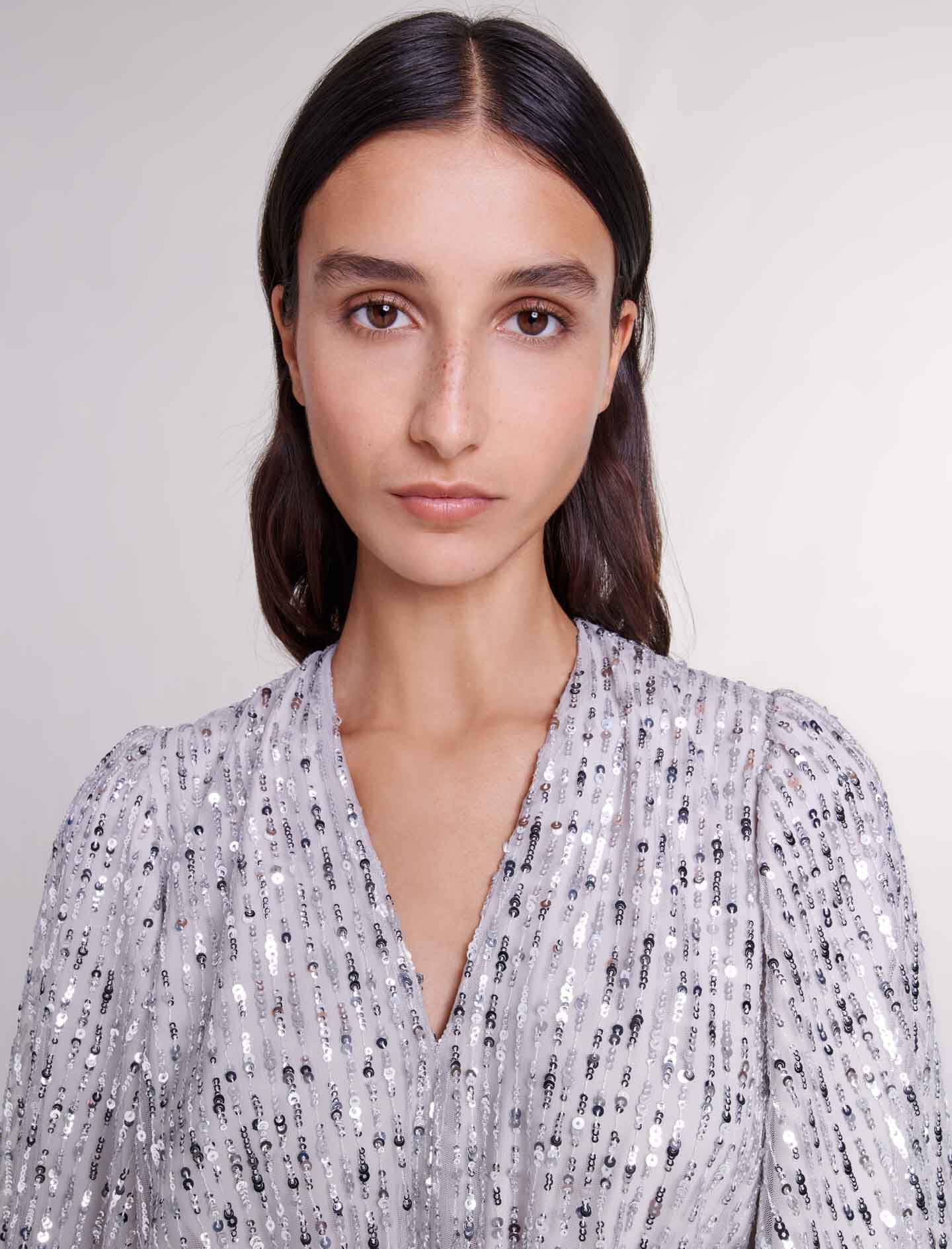 Robe longue a sequins