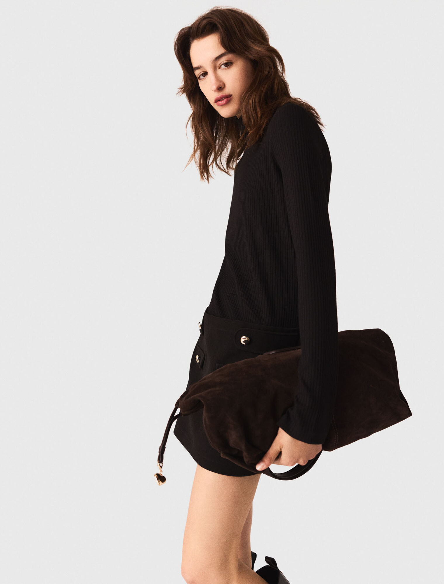 Robe courte avec col montant