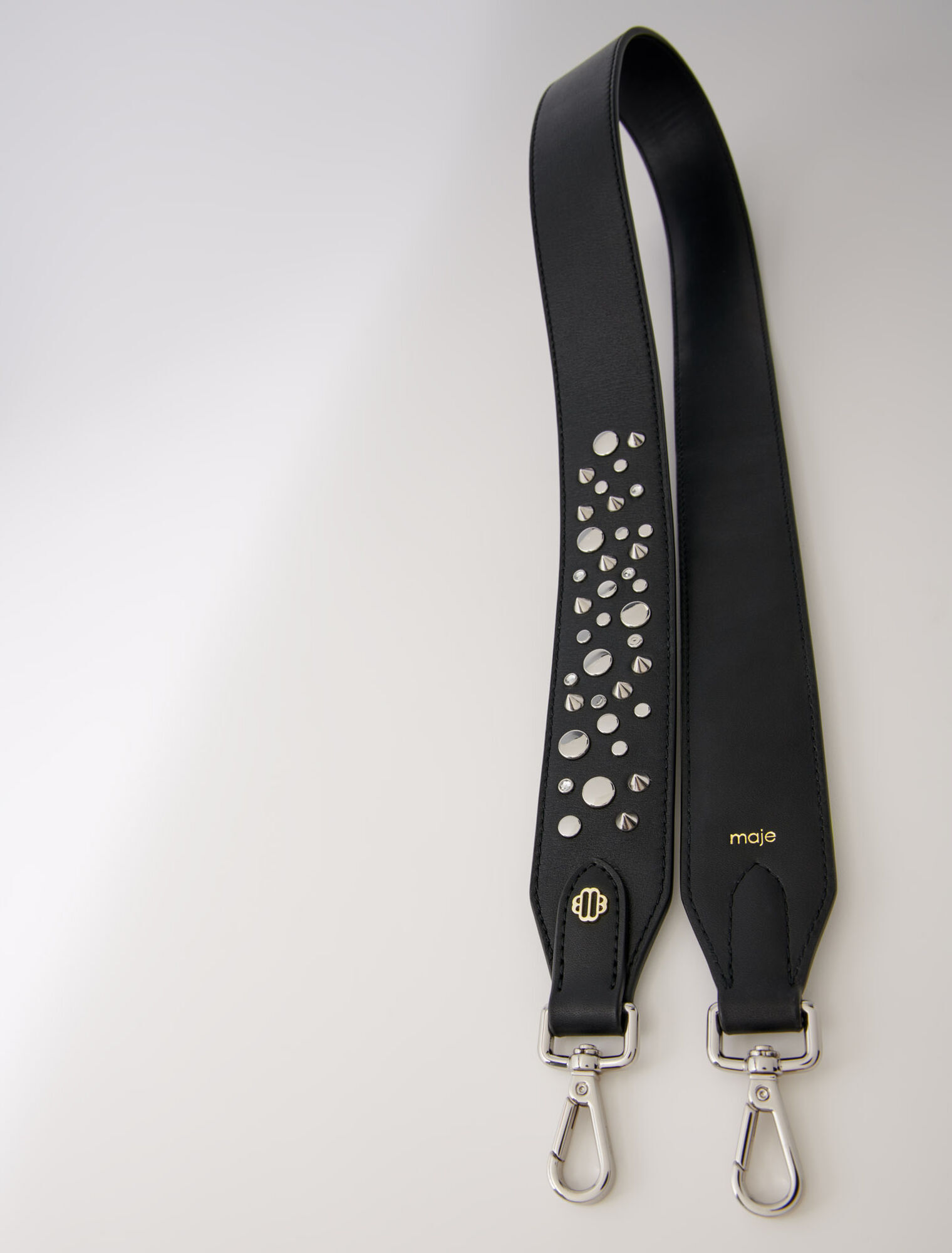 Bandoulière en cuir et studs