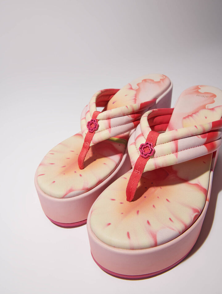 Sandales compensées à imprimé fleur