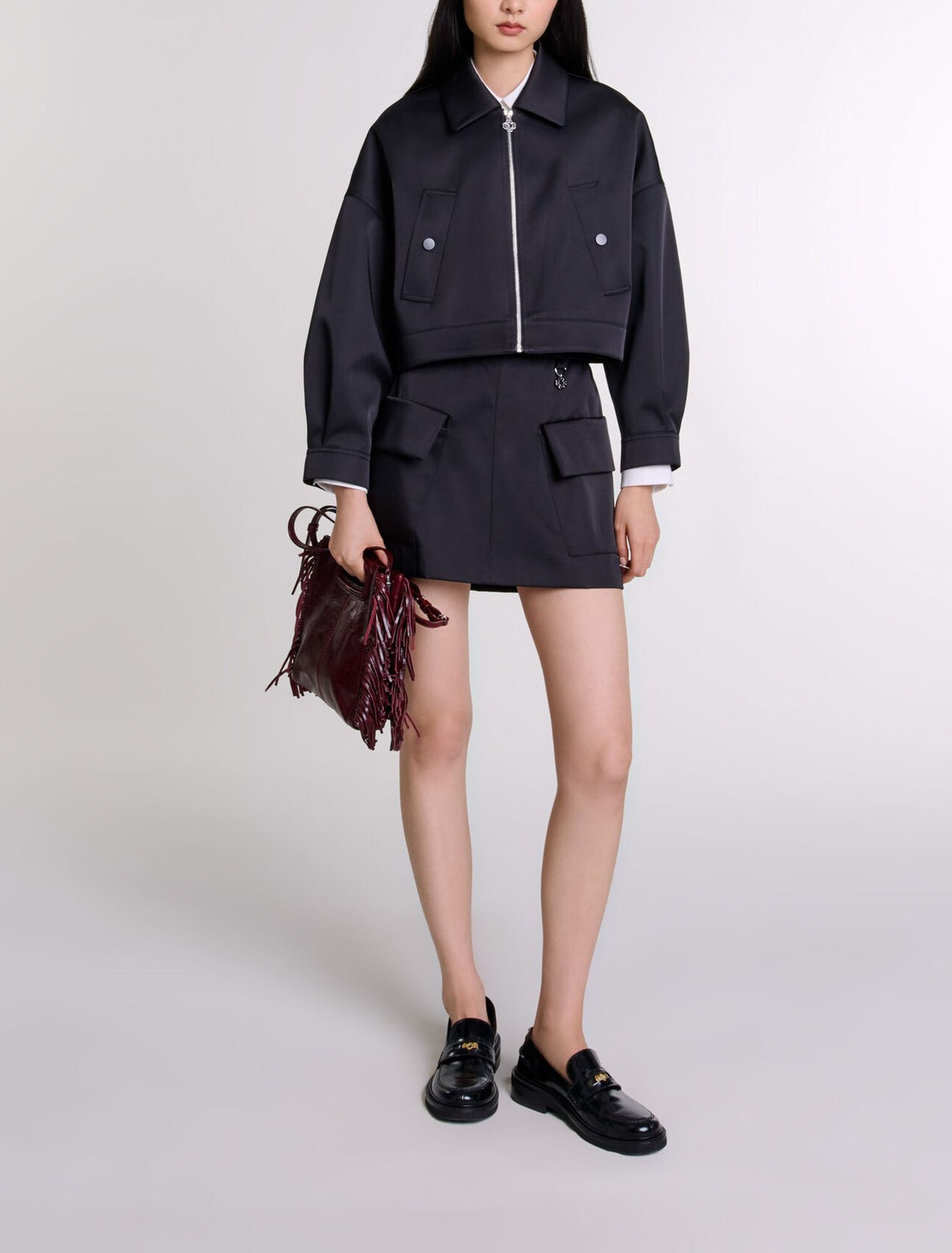 Jupe courte en satin