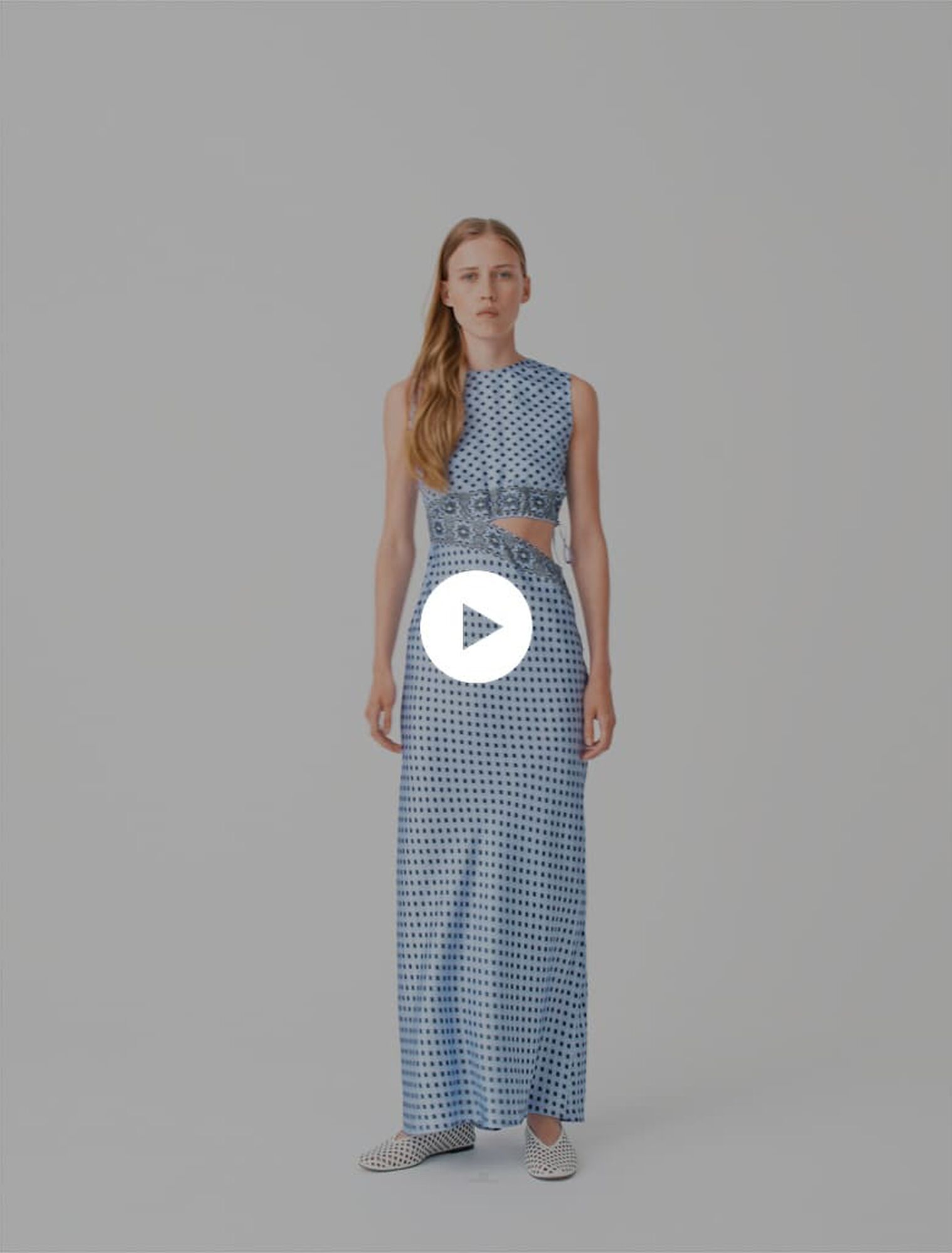 Robe imprim&eacute;e avec d&eacute;coupe