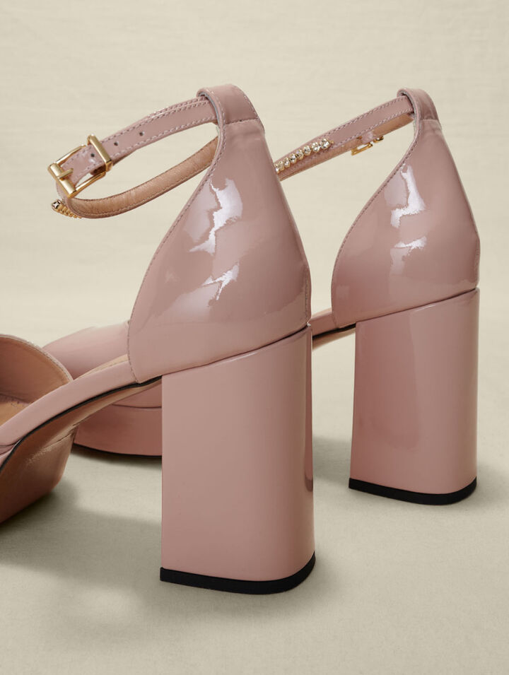 Sandales à talon en cuir vernis