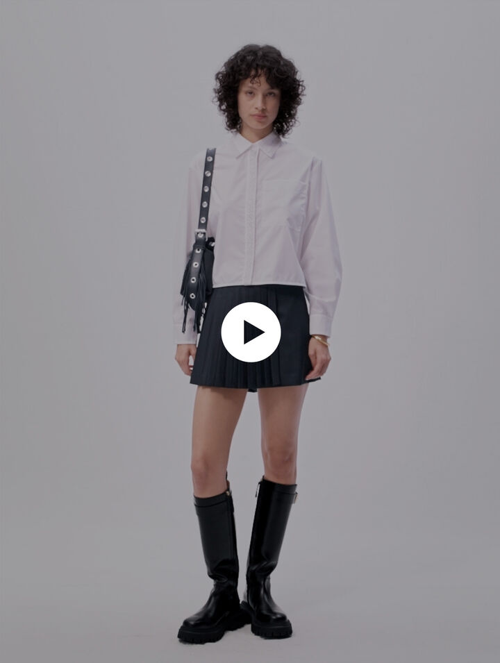 Chemise courte orn&eacute;e de perles