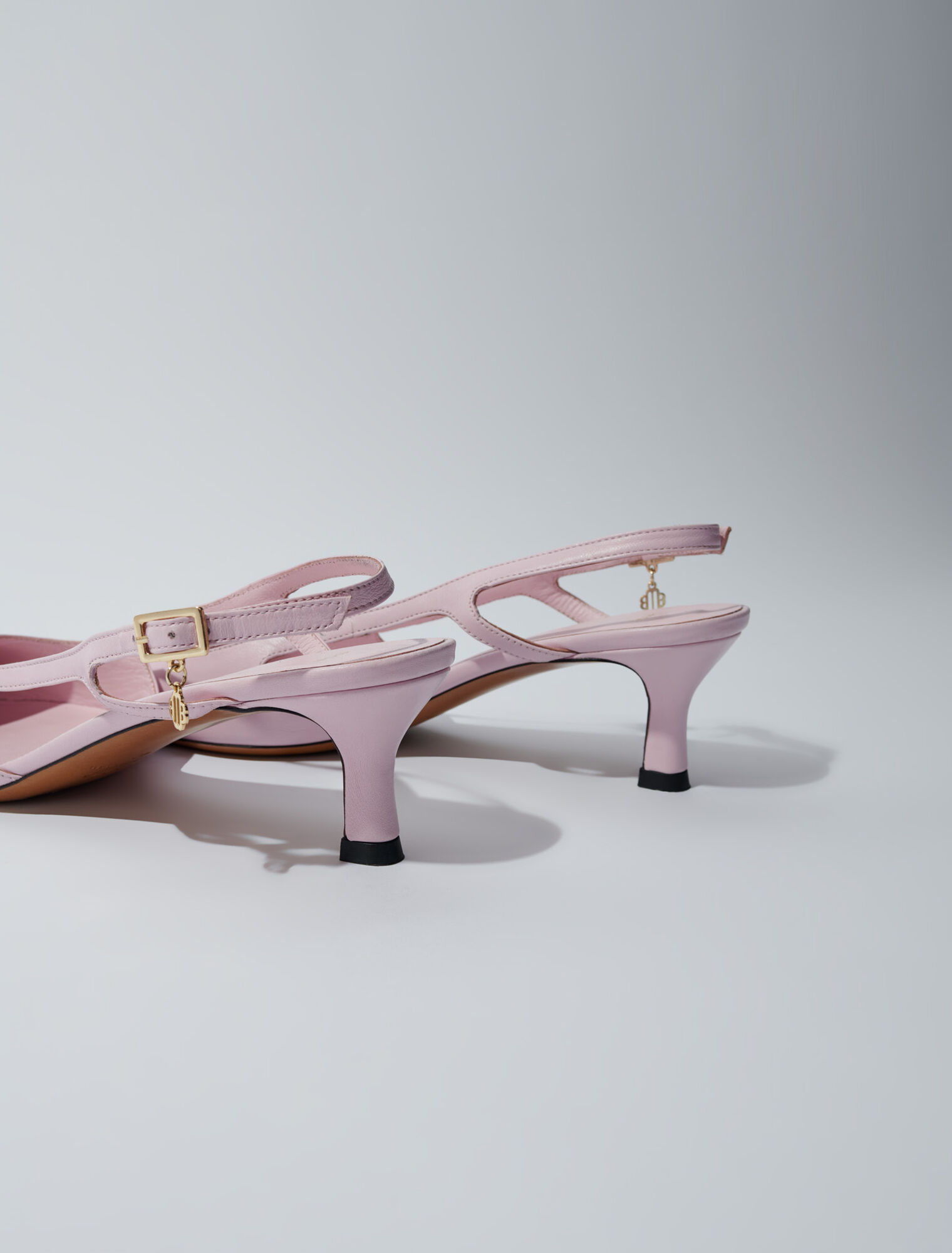 Escarpins pointus en cuir